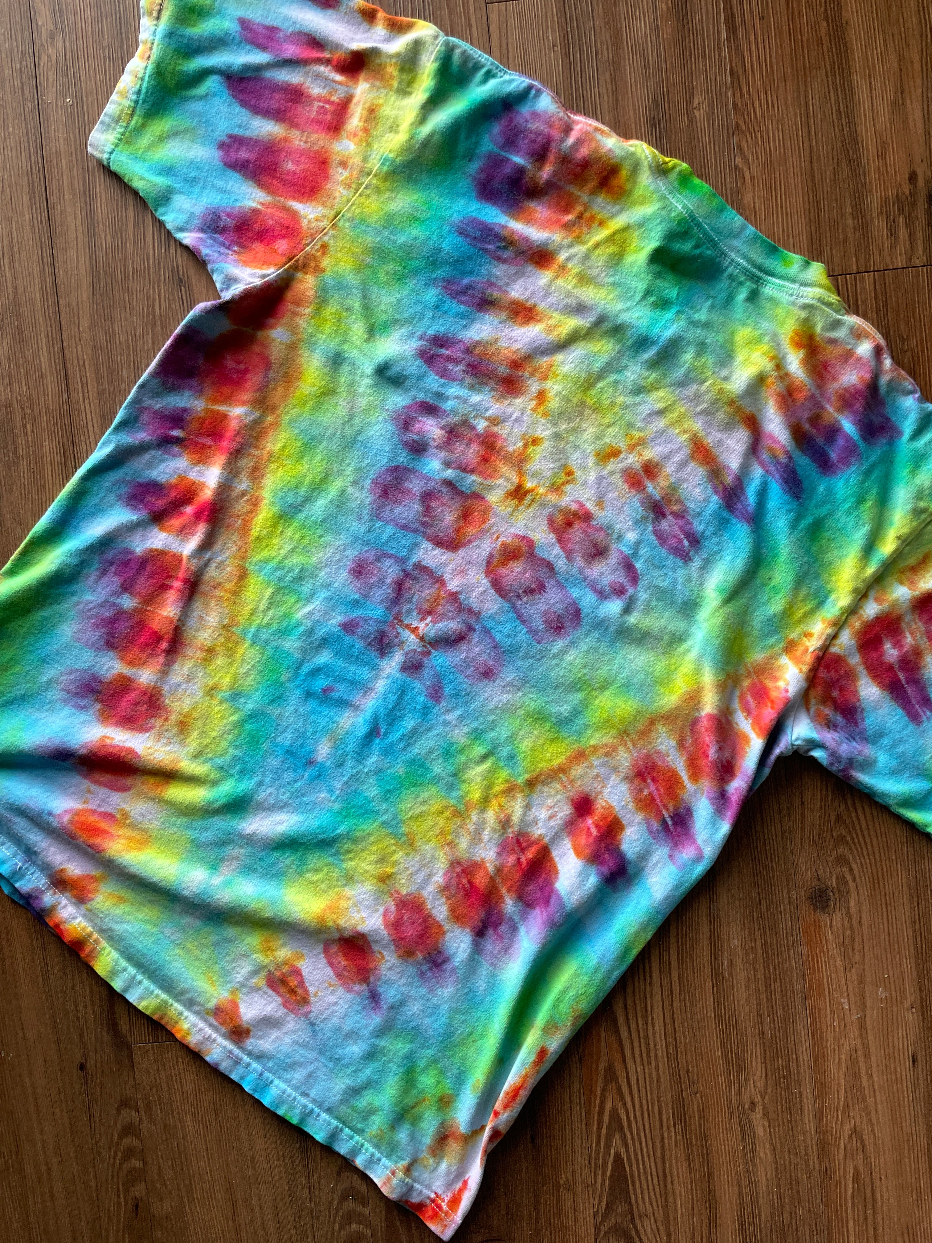 XL Men’s Rainbow and Black Pleated Handmade Tie Dye T-Shirt | One-Of-a-Kind Multicolor Snow Dyed Short Sleeve