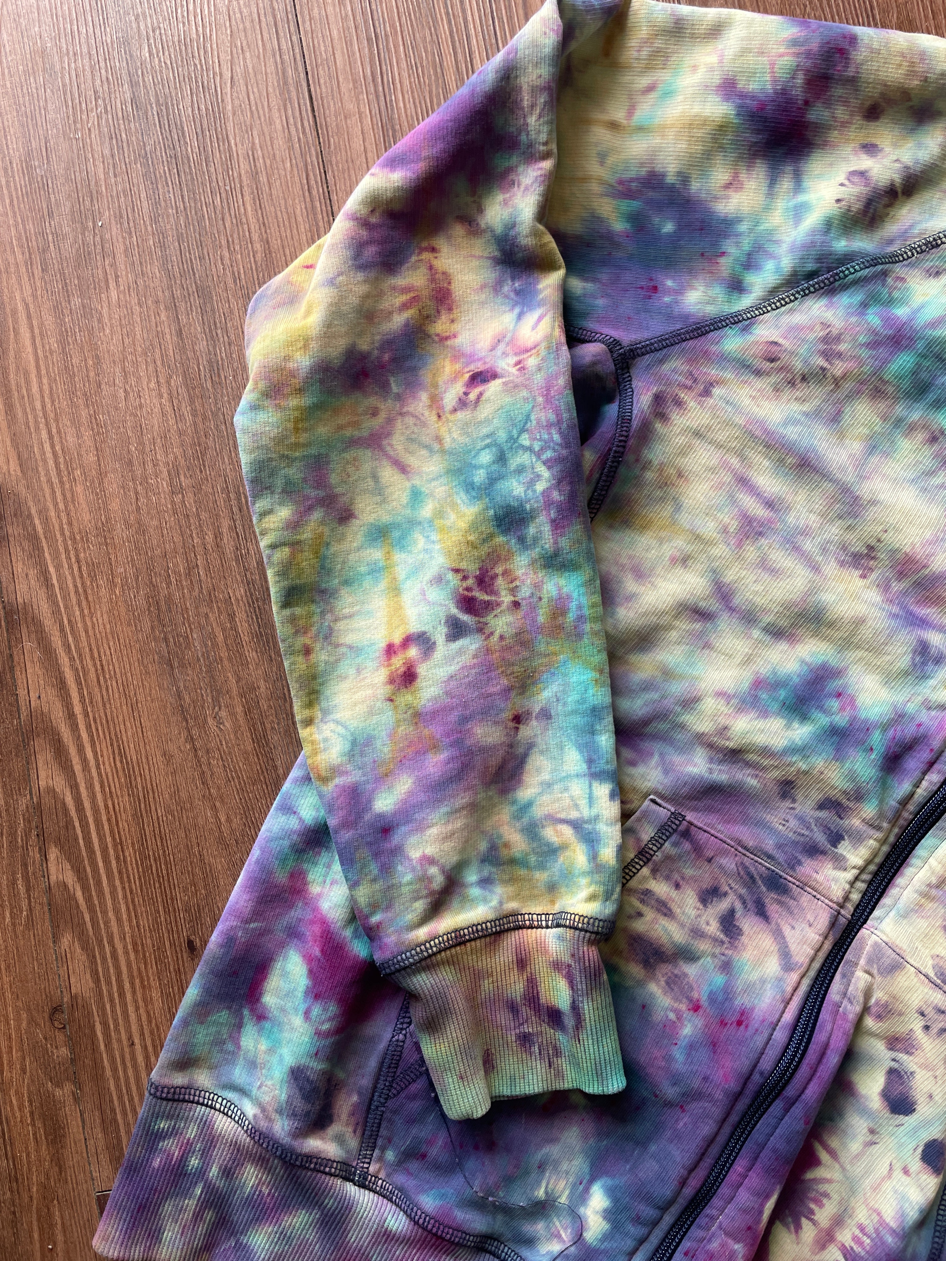 MEDIUM Men’s Black Diamond Chalked Up Handmade Tie Dye Hoodie | One-Of-a-Kind Pastel Purple and Blue Long Sleeve Sweatshirt