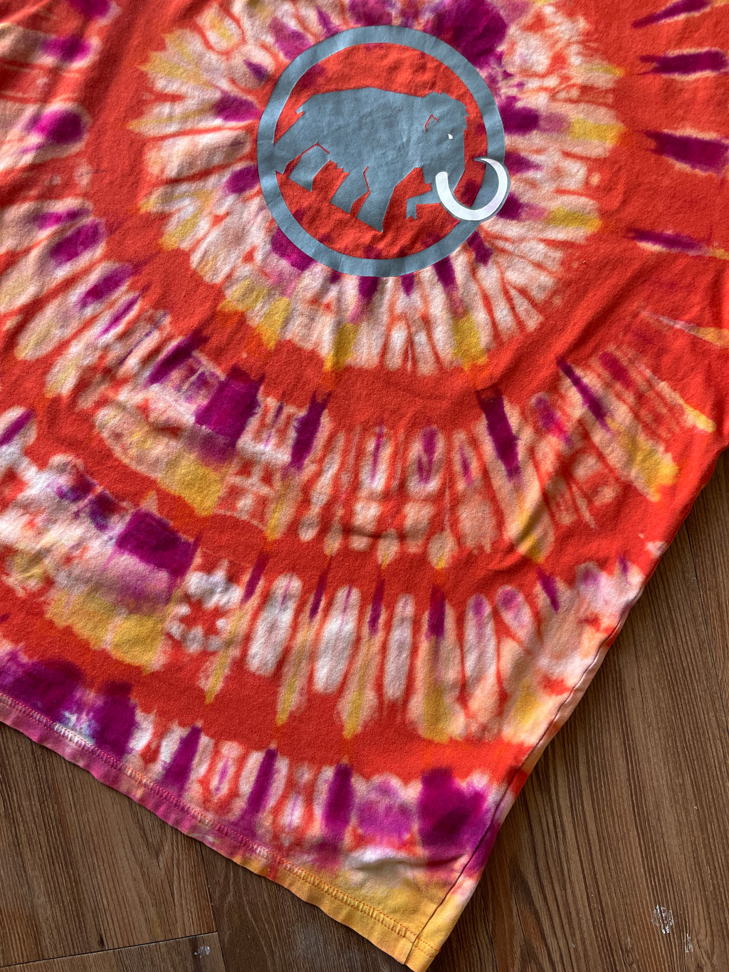 XL Men’s Mammut Handmade Tie Dye T-Shirt | One-Of-a-Kind Orange and Pink Pleated Short Sleeve