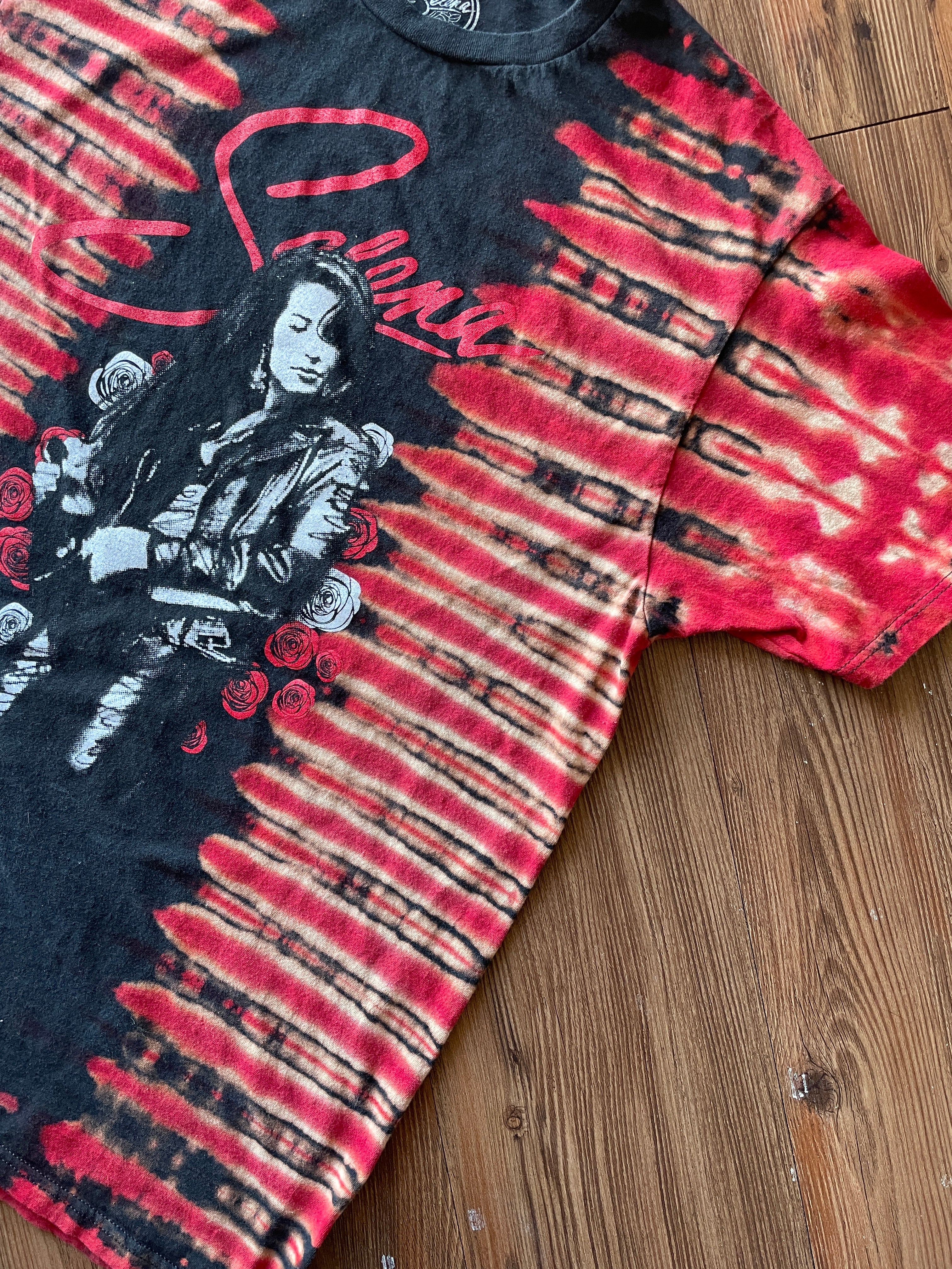 LARGE Men’s Selena Red Roses Handmade Tie Dye T-Shirt | One-Of-a-Kind Black and Red Short Sleeve