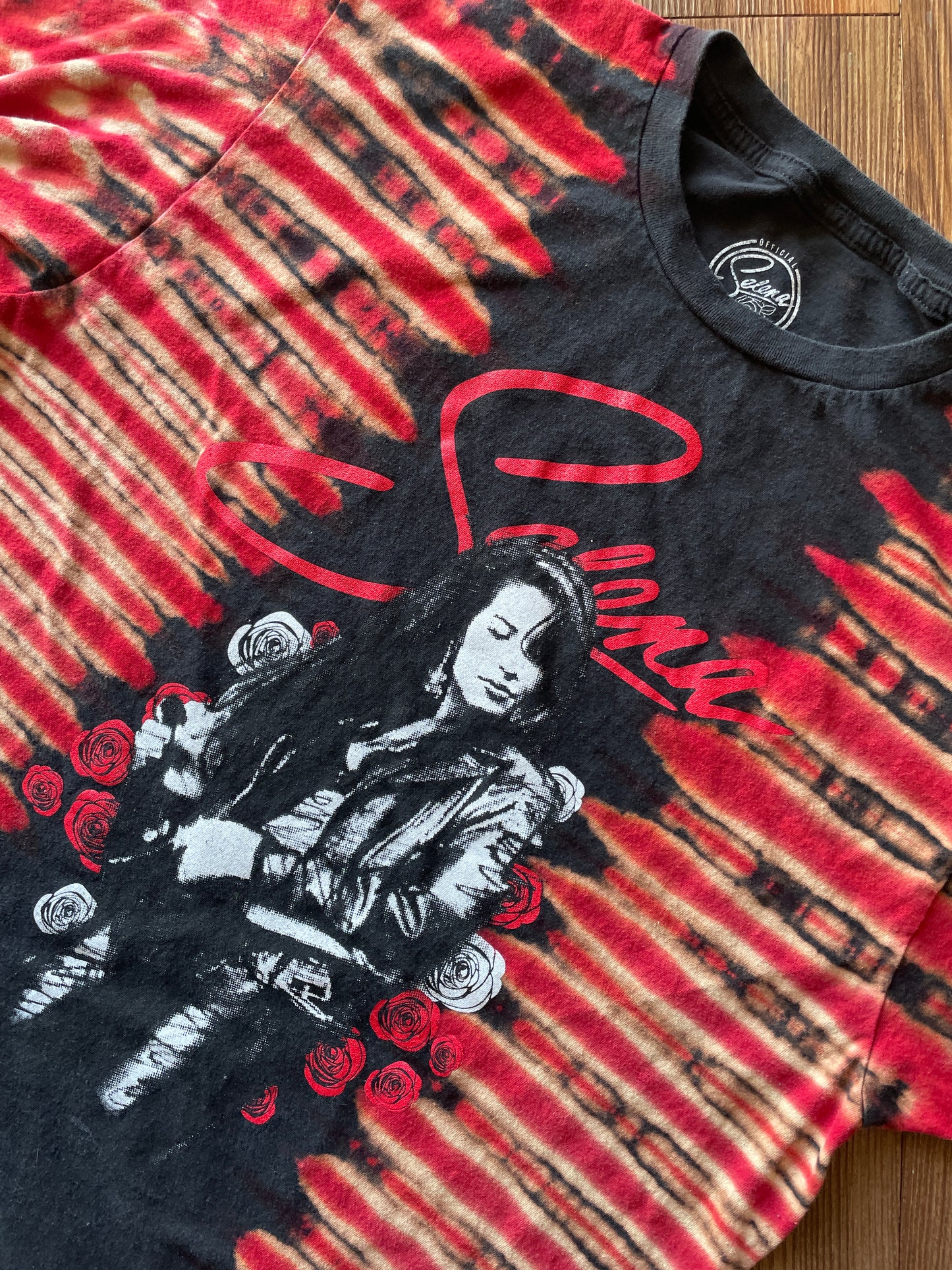 LARGE Men’s Selena Red Roses Handmade Tie Dye T-Shirt | One-Of-a-Kind Black and Red Short Sleeve