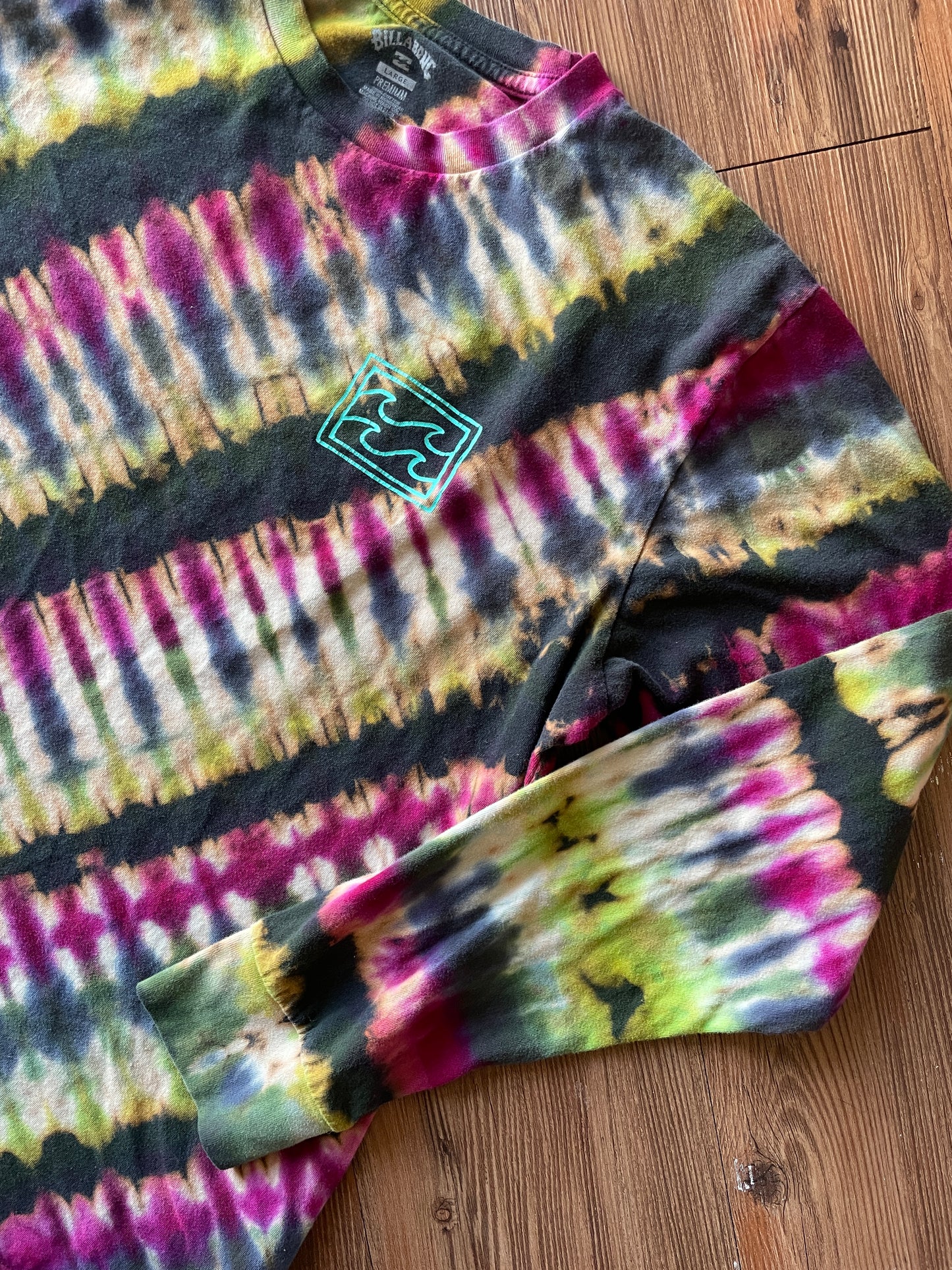 LARGE Men’s Billabong Waves Handmade Tie Dye Long Sleeve T-Shirt | One-Of-a-Kind Black, Pink, and Blue Long Sleeve