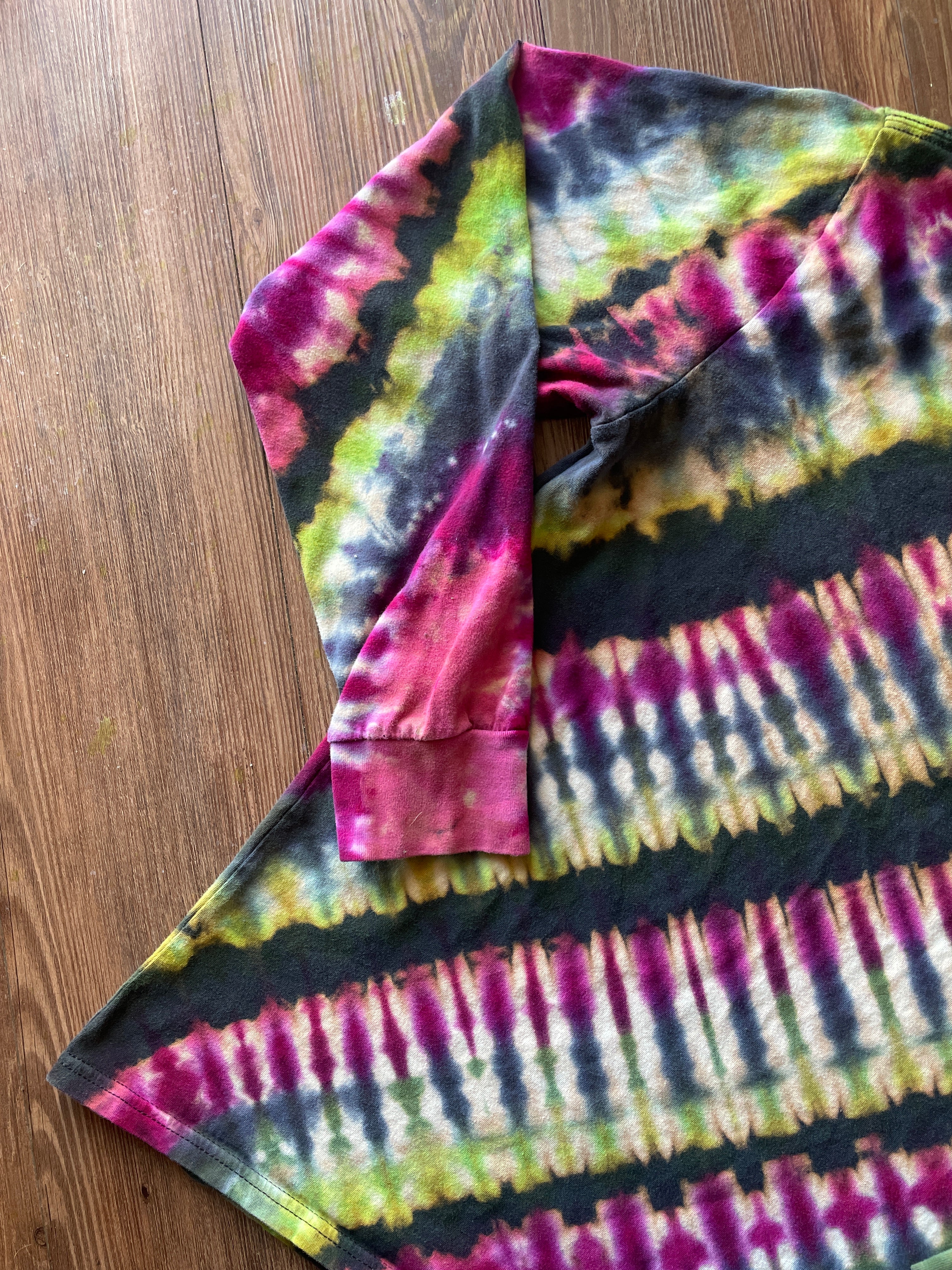 LARGE Men’s Billabong Waves Handmade Tie Dye Long Sleeve T-Shirt | One-Of-a-Kind Black, Pink, and Blue Long Sleeve