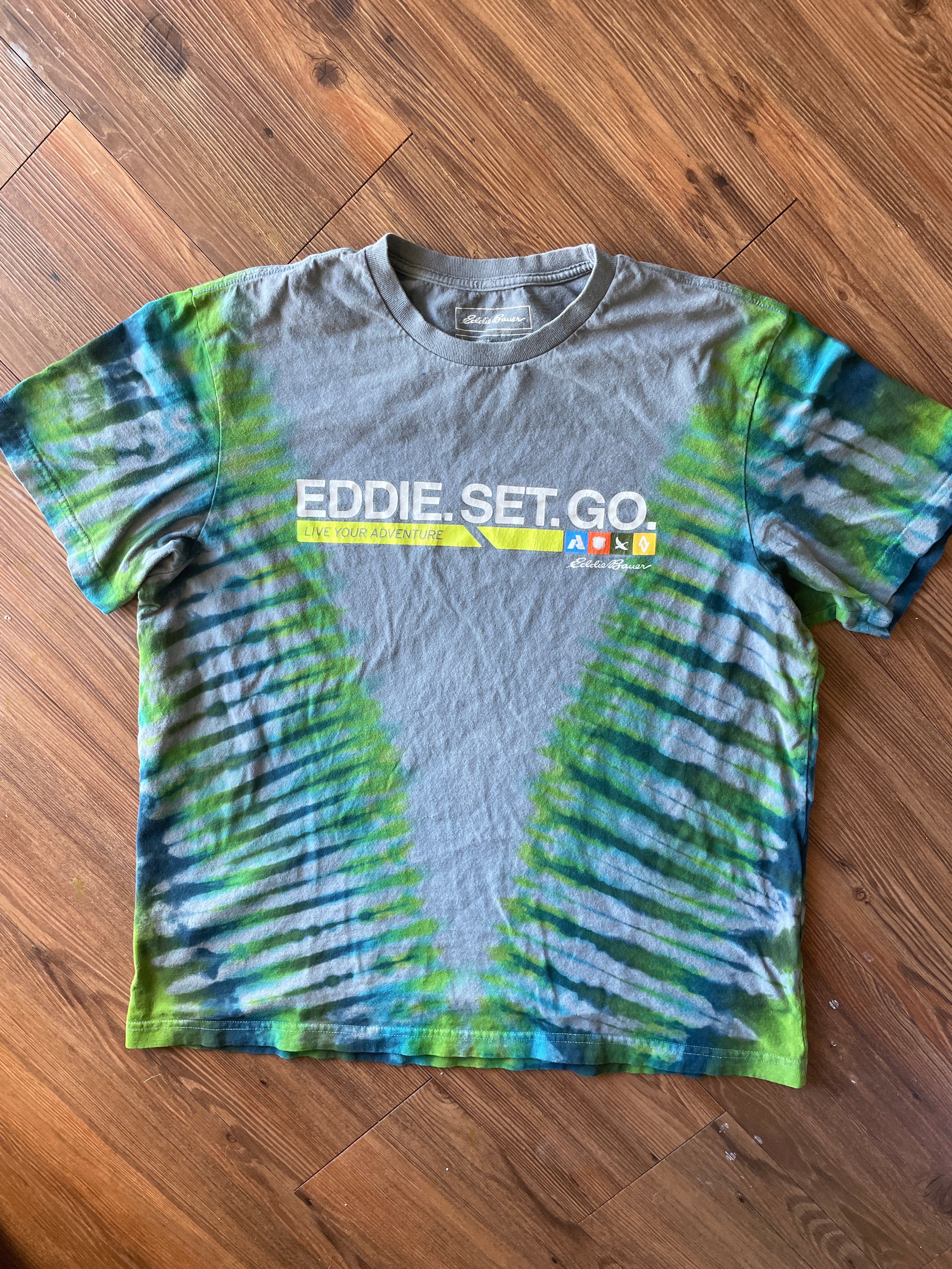 LARGE Men’s Eddie Bauer Handmade Tie Dye T-Shirt | One-Of-a-Kind Gray, Blue, and Green Short Sleeve