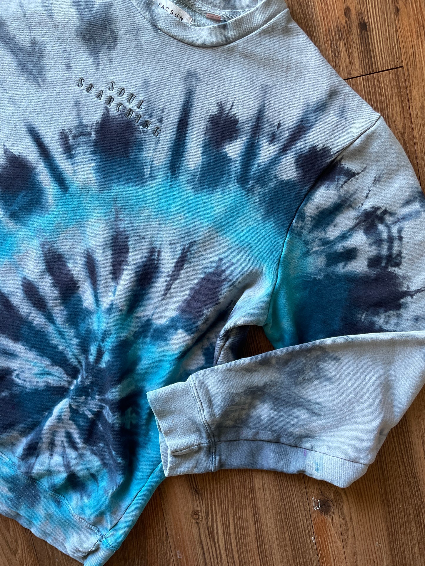 LARGE Men’s PacSun Soul Searching Handmade Tie Dye Sweatshirt | One-Of-a-Kind Blue Spiral Long Sleeve