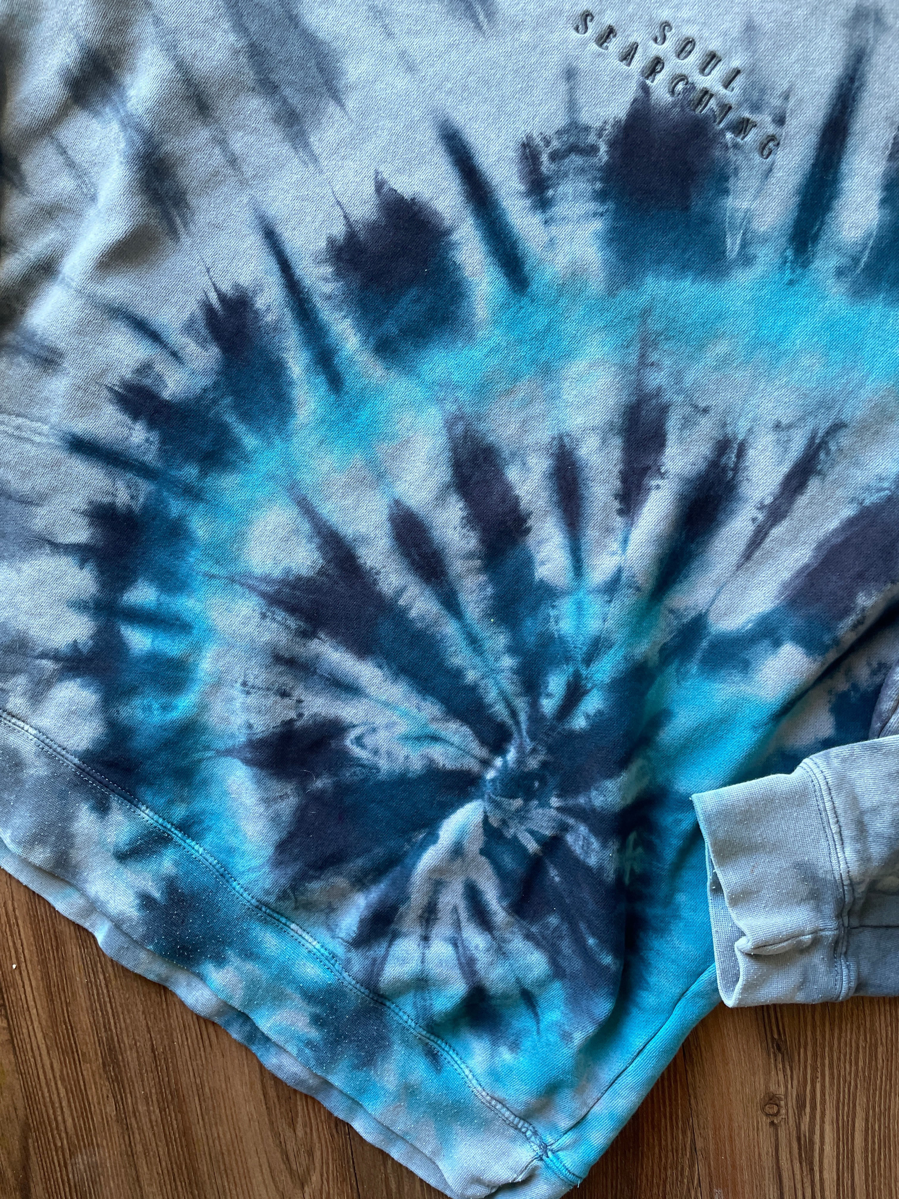 LARGE Men’s PacSun Soul Searching Handmade Tie Dye Sweatshirt | One-Of-a-Kind Blue Spiral Long Sleeve