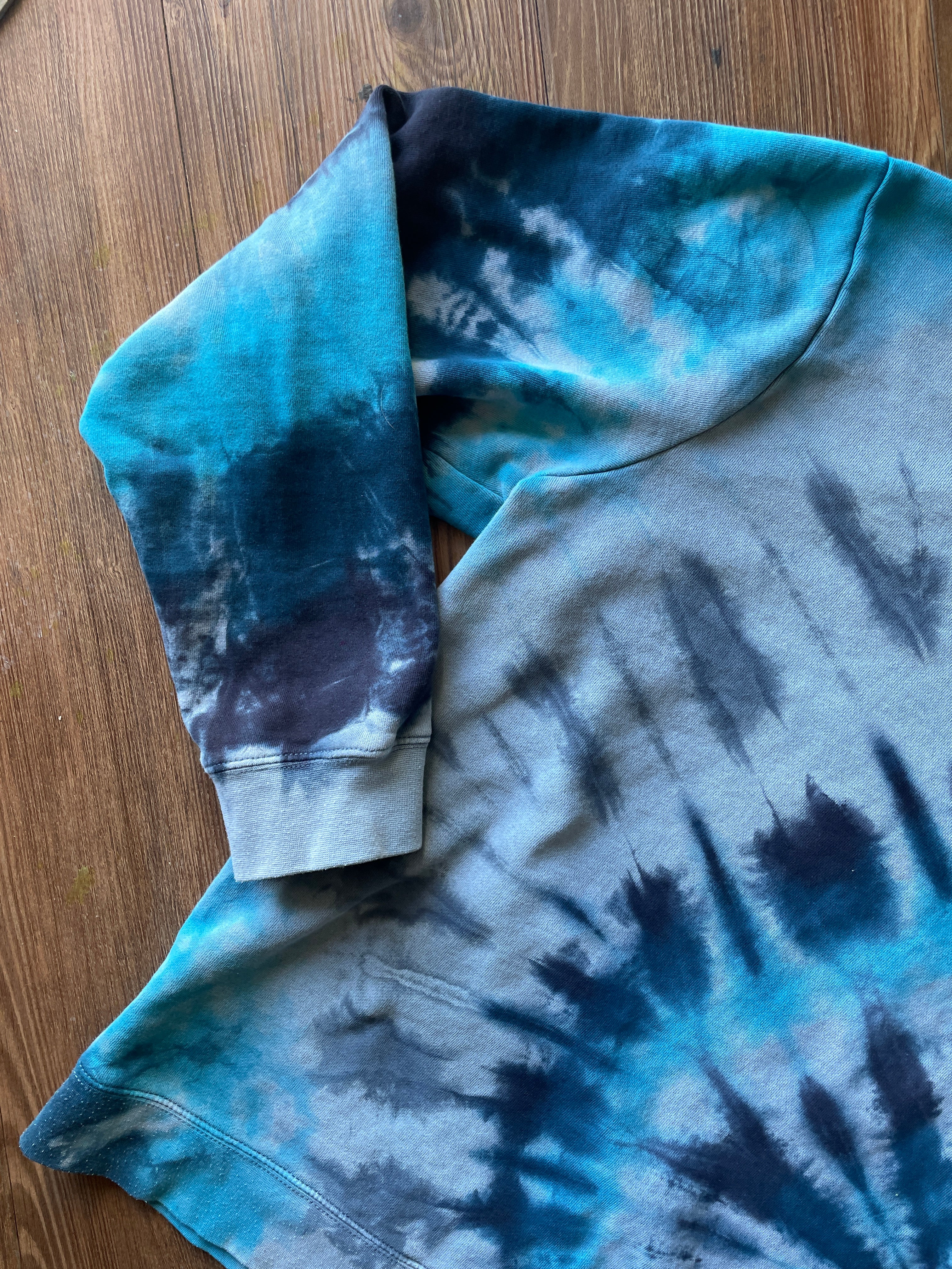 LARGE Men’s PacSun Soul Searching Handmade Tie Dye Sweatshirt | One-Of-a-Kind Blue Spiral Long Sleeve