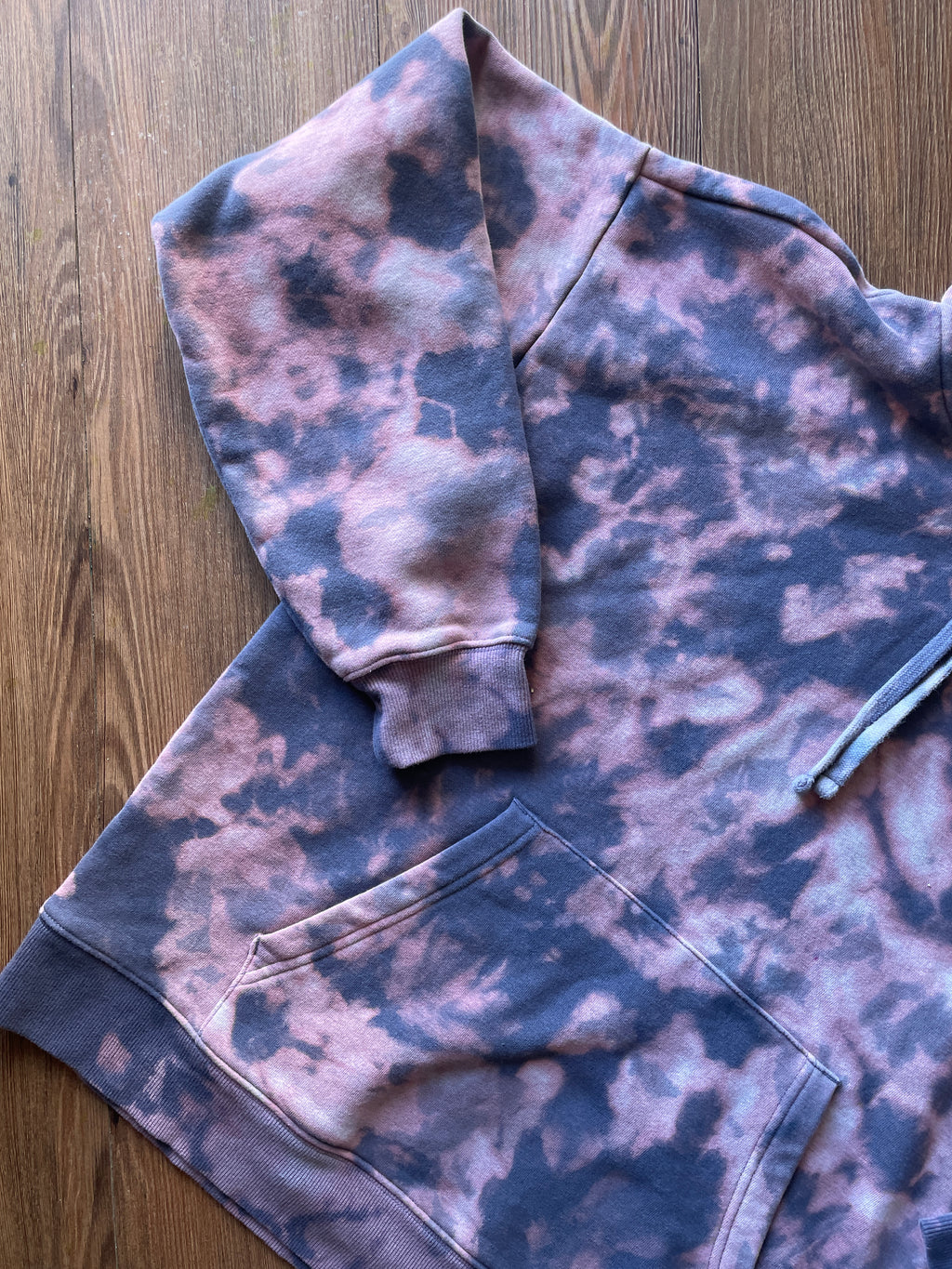 LARGE Men’s Handmade Fila Tie Dye Hoodie | One-Of-a-Kind Pastel Purple and Gray Long Sleeve Sweatshirt