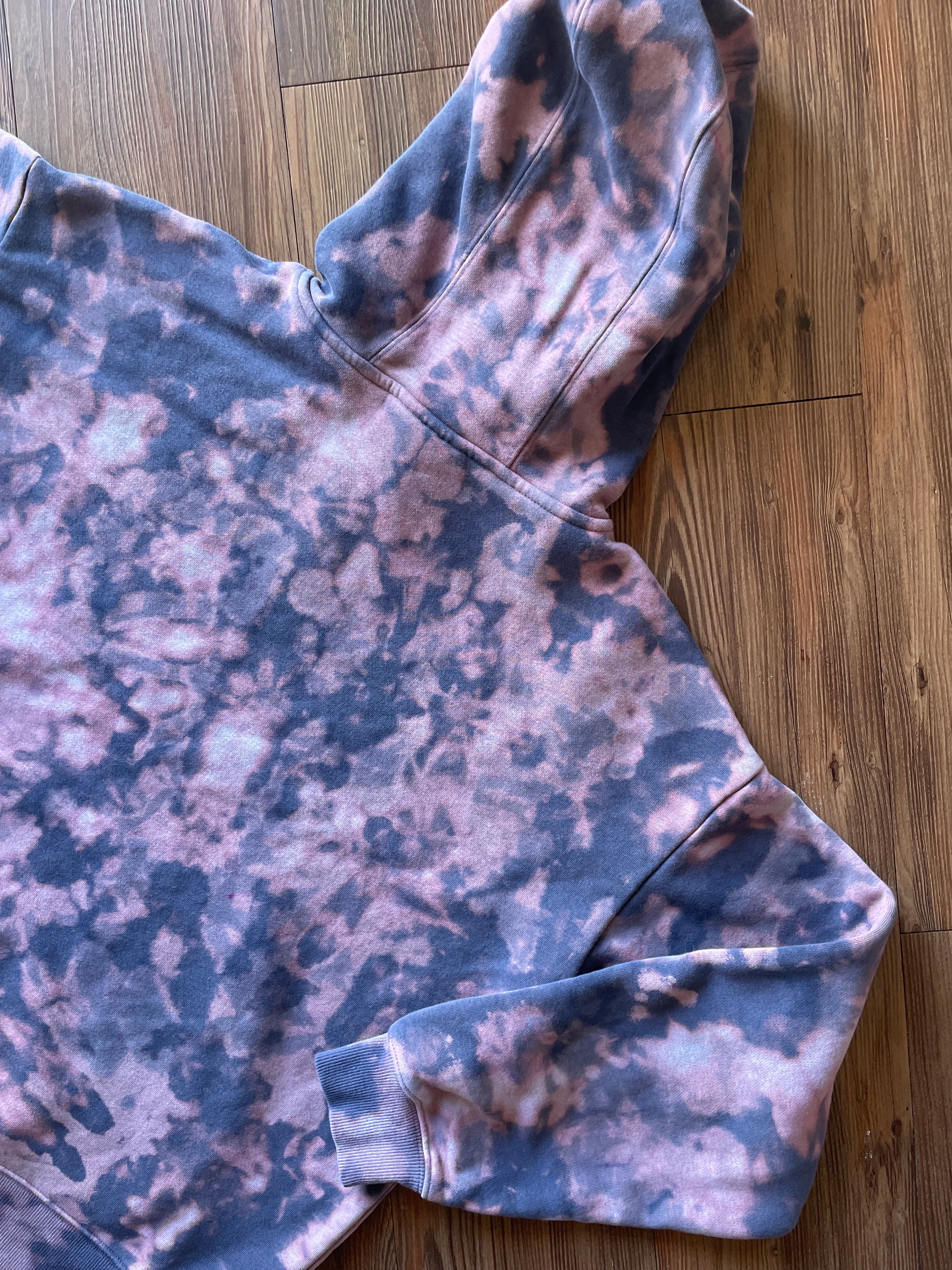 LARGE Men’s Handmade Fila Tie Dye Hoodie | One-Of-a-Kind Pastel Purple and Gray Long Sleeve Sweatshirt