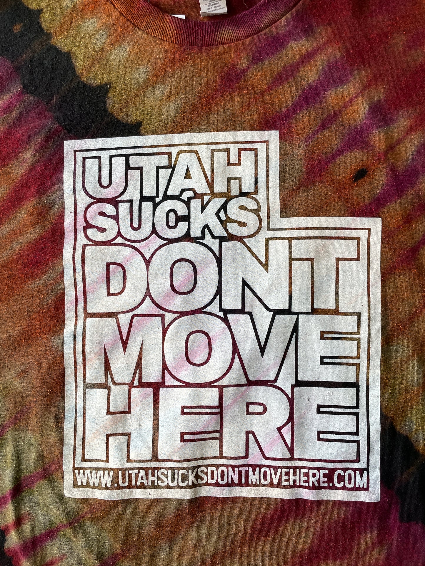 Large Men’s Utah Sucks Don't Move Here Handmade Reverse Tie Dye T-Shirt | One-Of-a-Kind Black and Red Pleated Short Sleeve