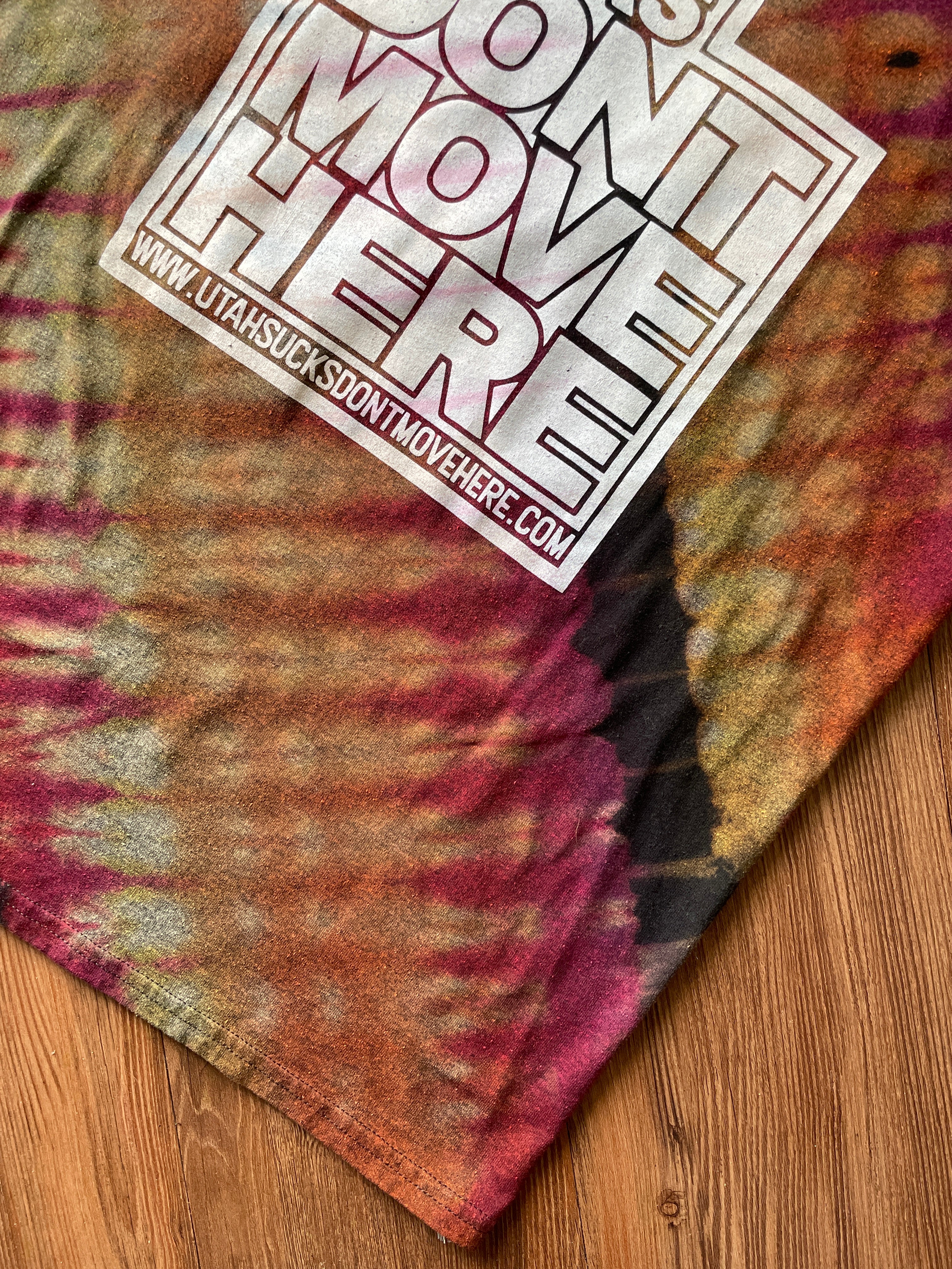 Large Men’s Utah Sucks Don't Move Here Handmade Reverse Tie Dye T-Shirt | One-Of-a-Kind Black and Red Pleated Short Sleeve