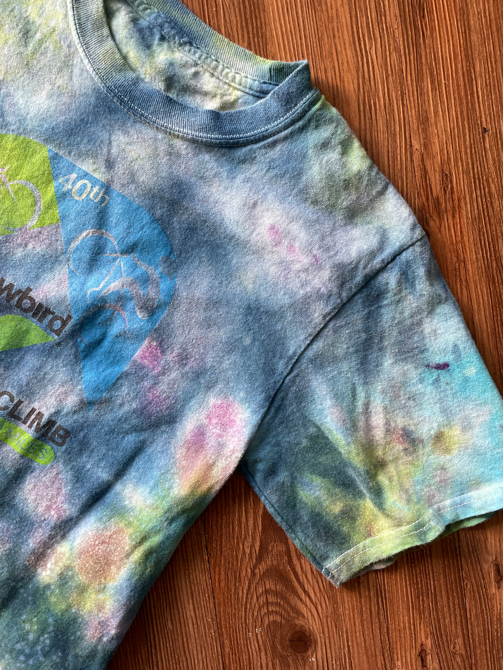 Small Men’s 2018 40th Annual Snowbird Bicycle Hill Climb Galaxy Handmade Tie Dye T-Shirt | One-Of-a-Kind Pastel Blue and Green Short Sleeve
