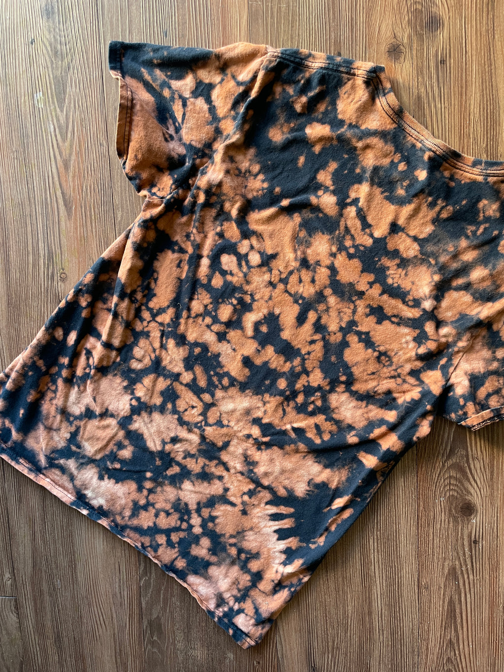 MEDIUM Women's Tom & Jerry Handmade Acid Dye T-Shirt | One-Of-a-Kind Black and Bleach Short Sleeve