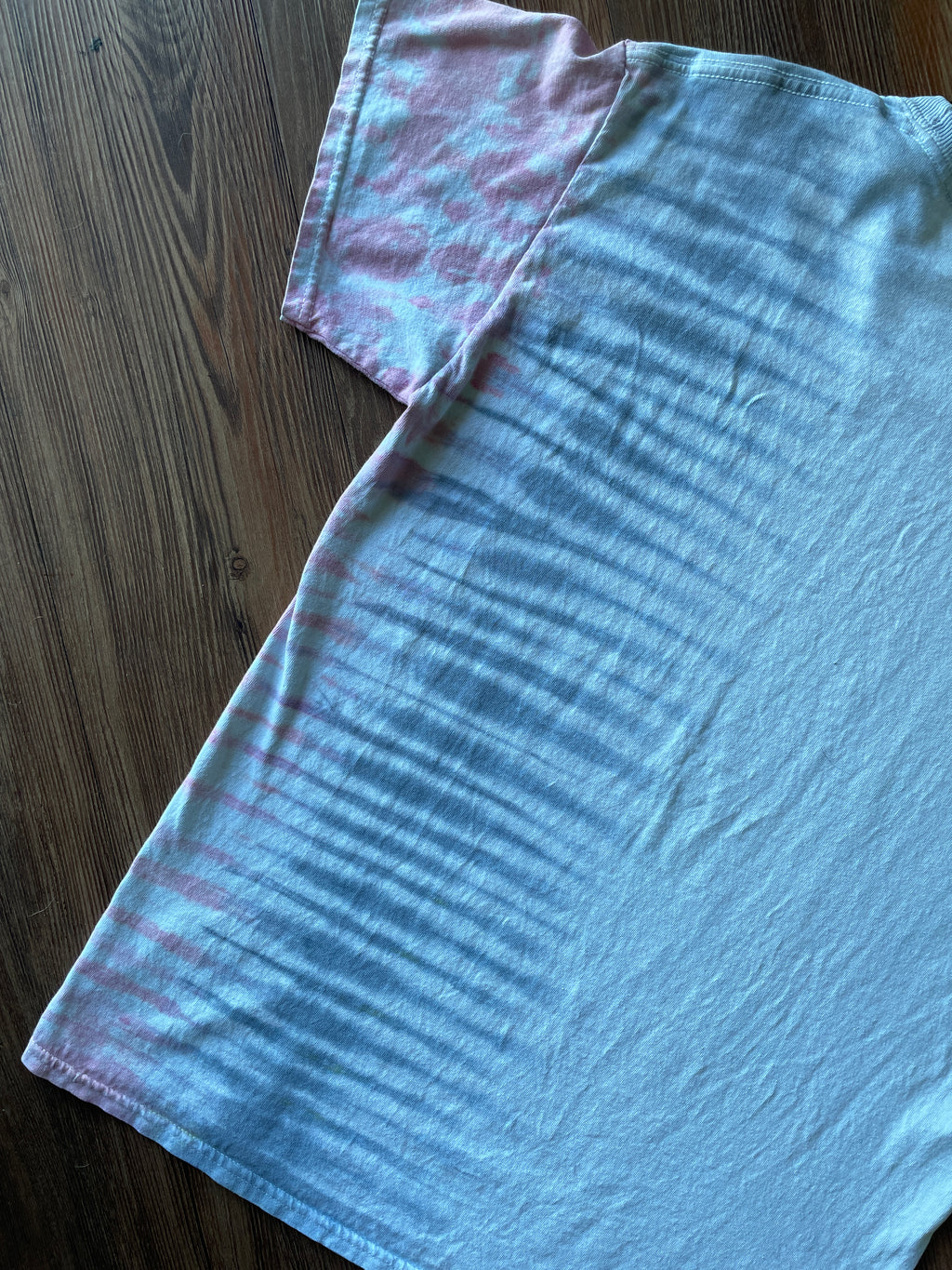 Medium Men’s Scarface Handmade Tie Dye T-Shirt | Pastel Pink and Grey Pleated Tie Dye Short Sleeve
