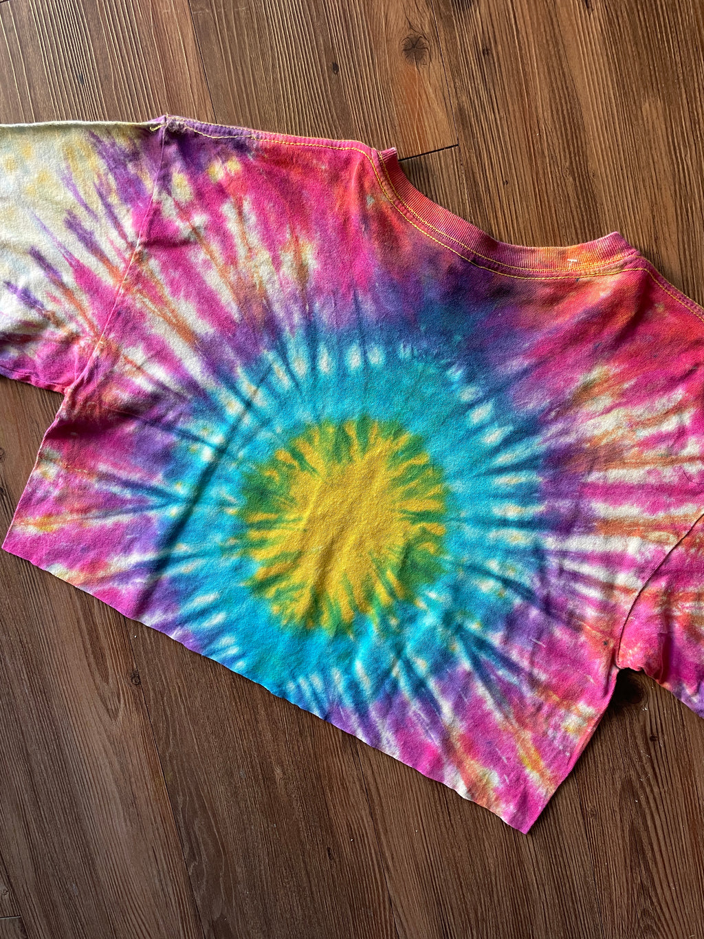 Large Men’s Utah Royals Home Opener Handmade Tie Dye Cropped T-Shirt | Yellow Jewel Tones Reverse Tie Dye Short Sleeve Crop Top