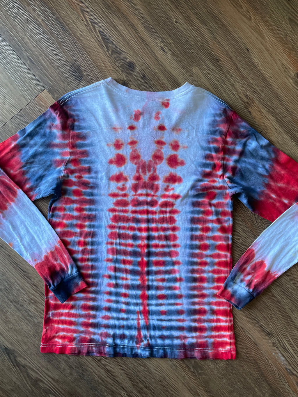 Large Men’s Utah Utes Handmade Tie Dye T-Shirt | Red and Black U of U Pleated Tie Dye Long  Sleeve