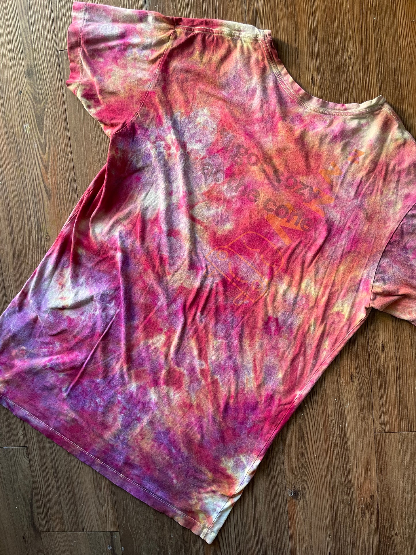 ONE SIZE Men’s Cozy Cone Motel Galaxy Handmade Tie Dye Sleep Shirt | One-Of-a-Kind Pink and Purple Short Sleeve