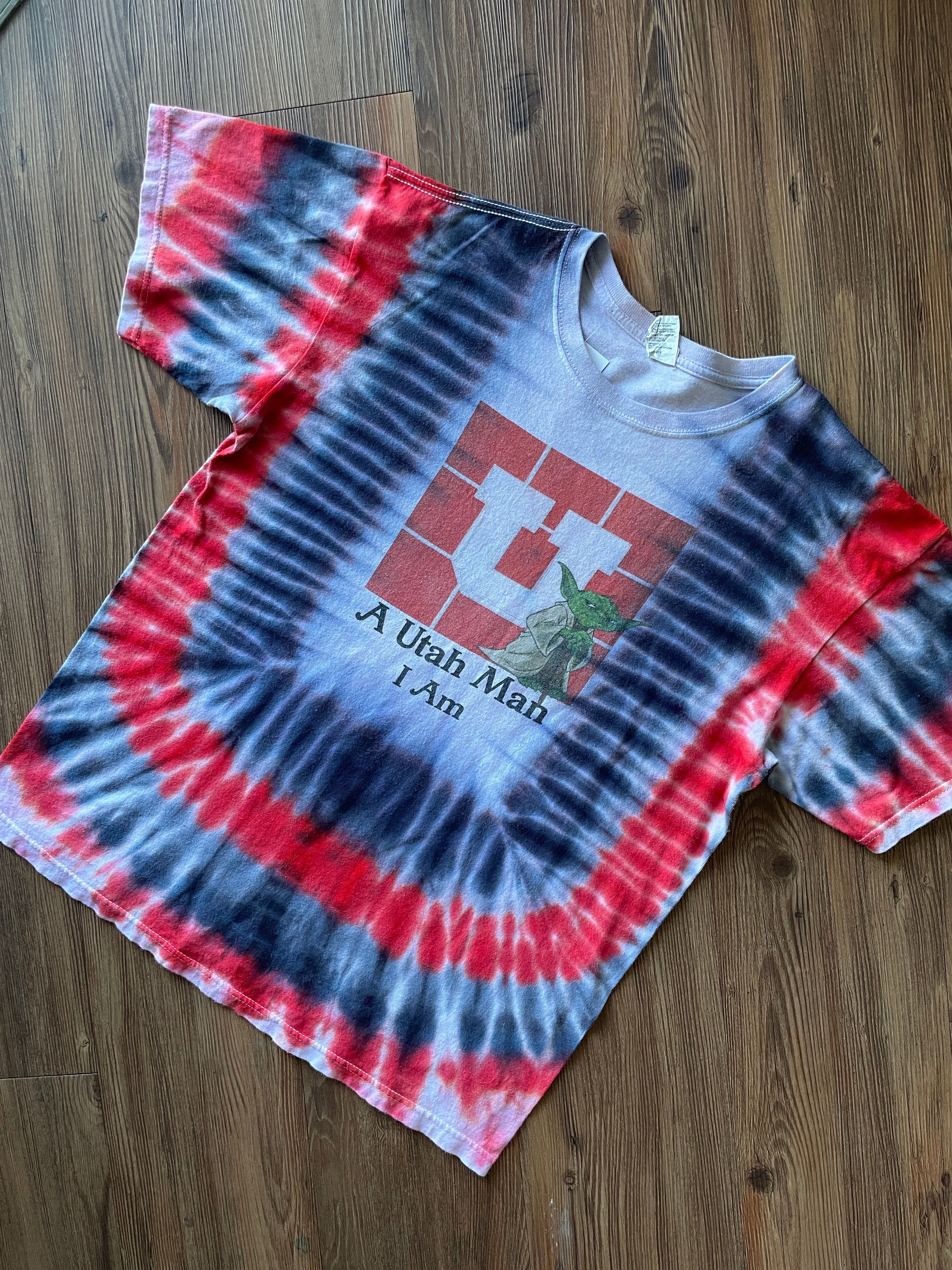 Large Men’s Yoda Utah Utes Handmade Tie Dye T-Shirt | Red, White, and Black U of U Pleated Tie Dye Short Sleeve