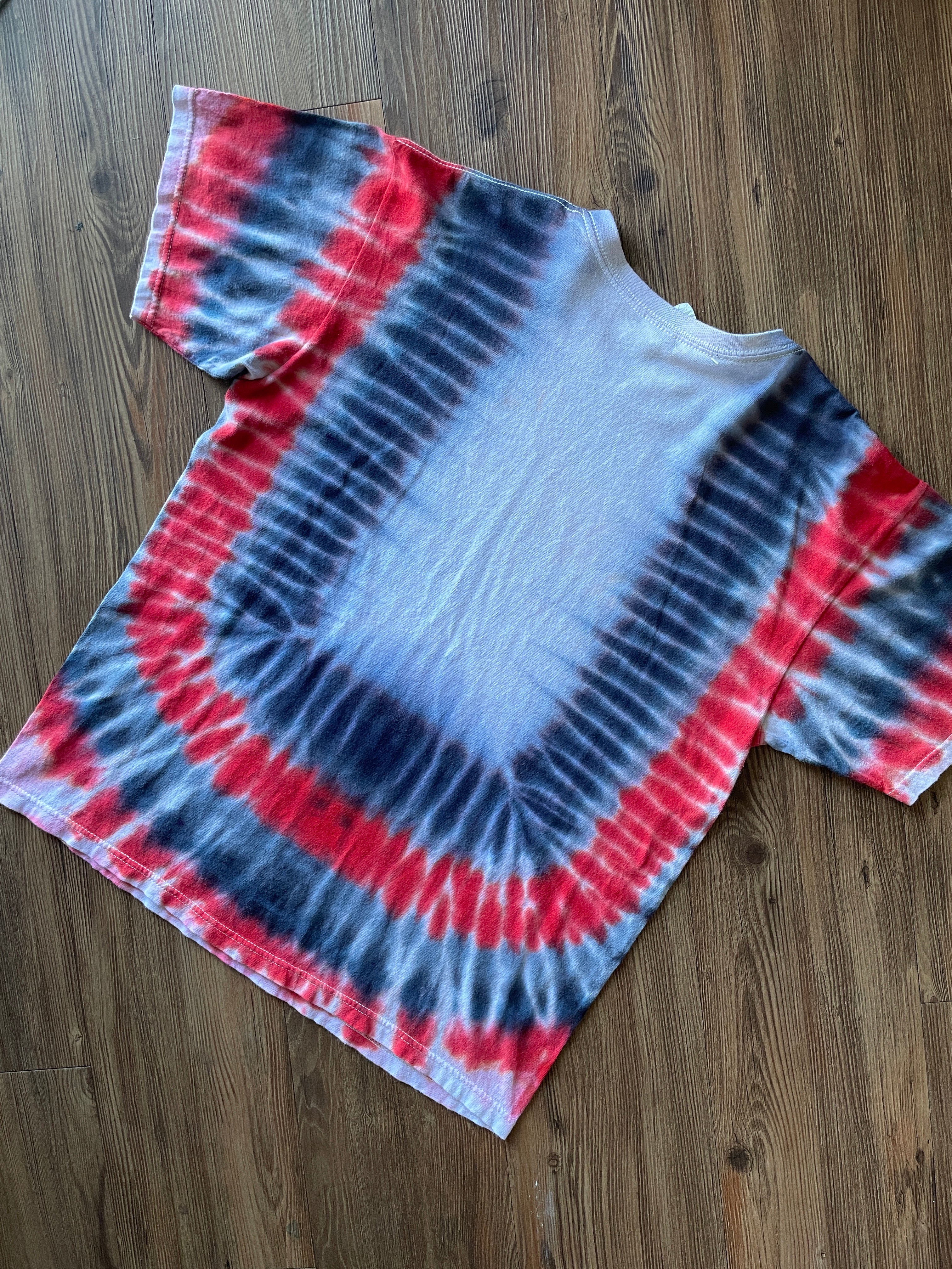 Large Men’s Yoda Utah Utes Handmade Tie Dye T-Shirt | Red, White, and Black U of U Pleated Tie Dye Short Sleeve