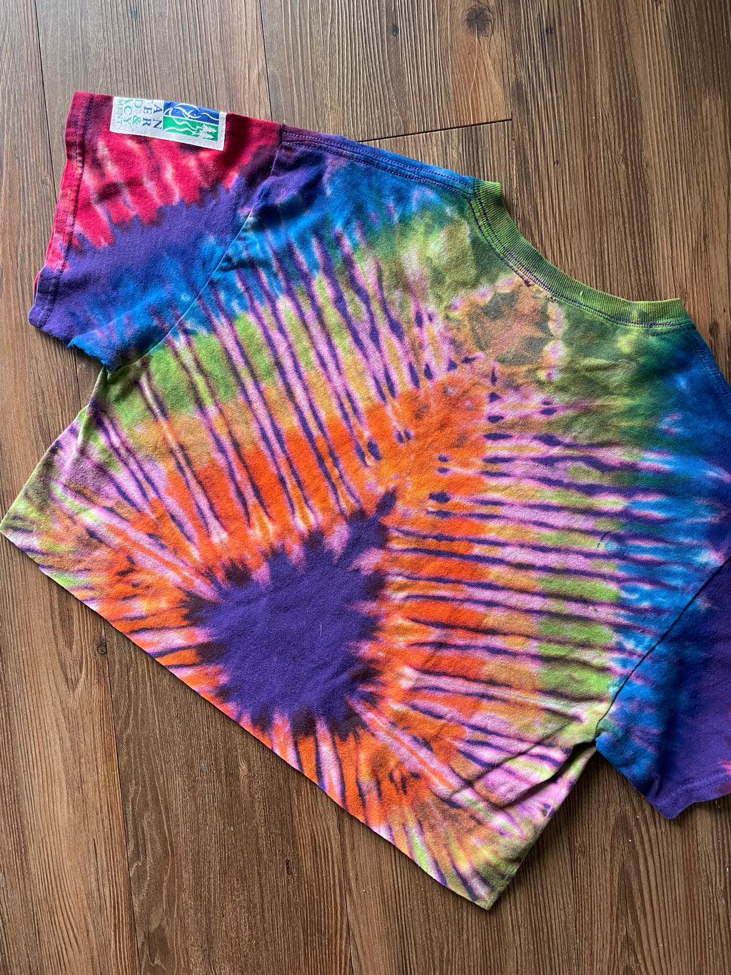 MEDIUM Men’s Climbing Tie Dye Cropped T-Shirt | Purple and Rainbow Reverse Tie Dye Short Sleeve Crop Top