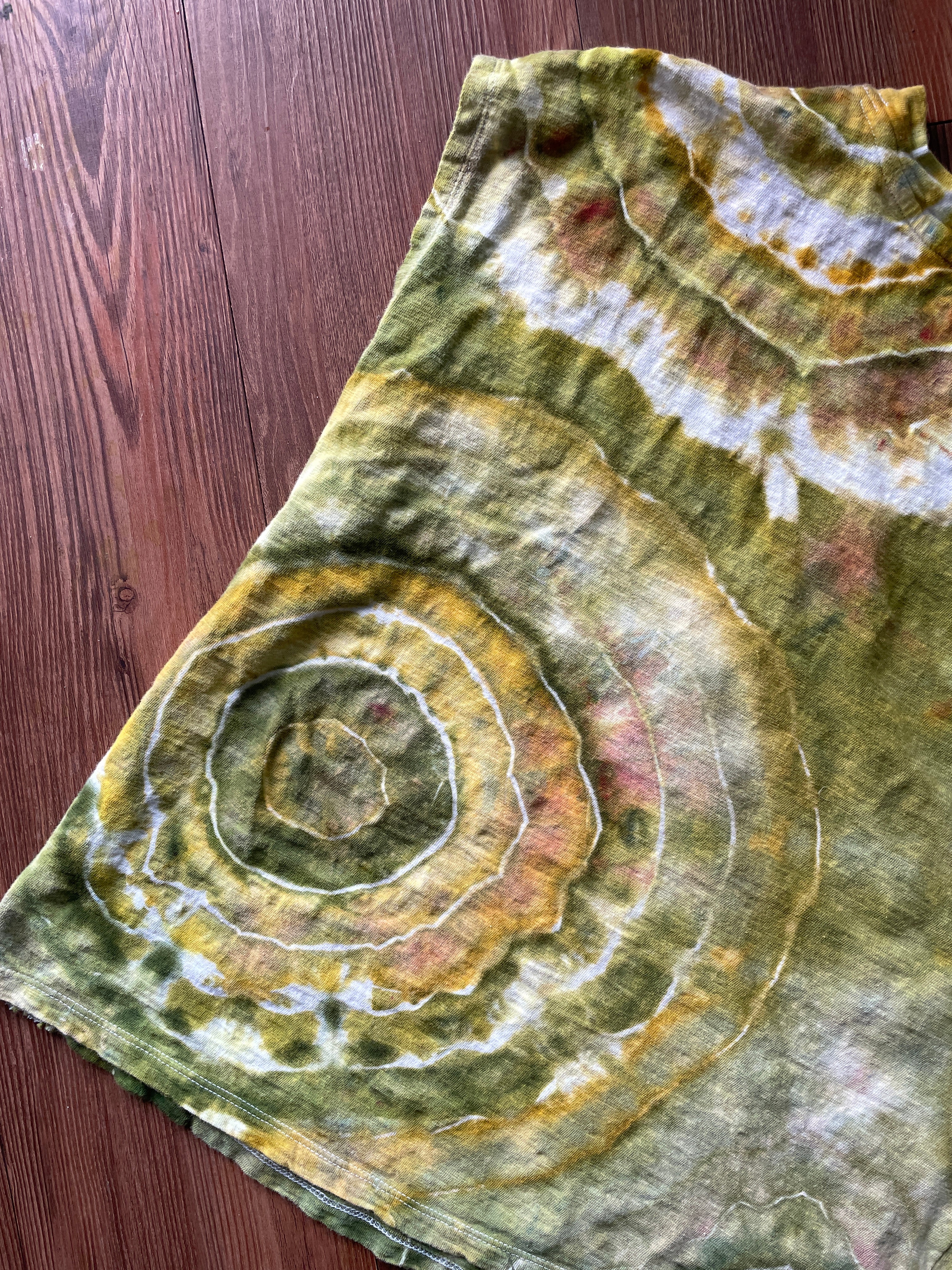 MEDIUM Women’s Earth Tones Geode Handmade Tie Dye Muscle Tee | One-Of-a-Kind Green and Yellow Short Sleeve T-Shirt
