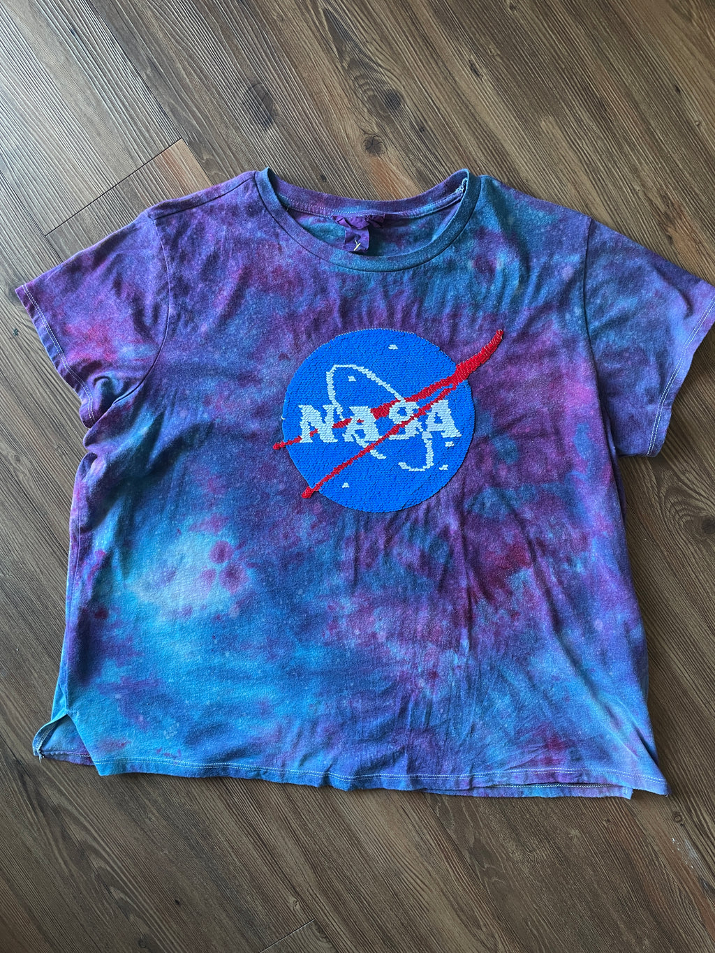 XL Women’s NASA Reversible Sequin Handmade Tie Dye T-Shirt | Purple Galaxy Tie Dye Short Sleeve Crop Top