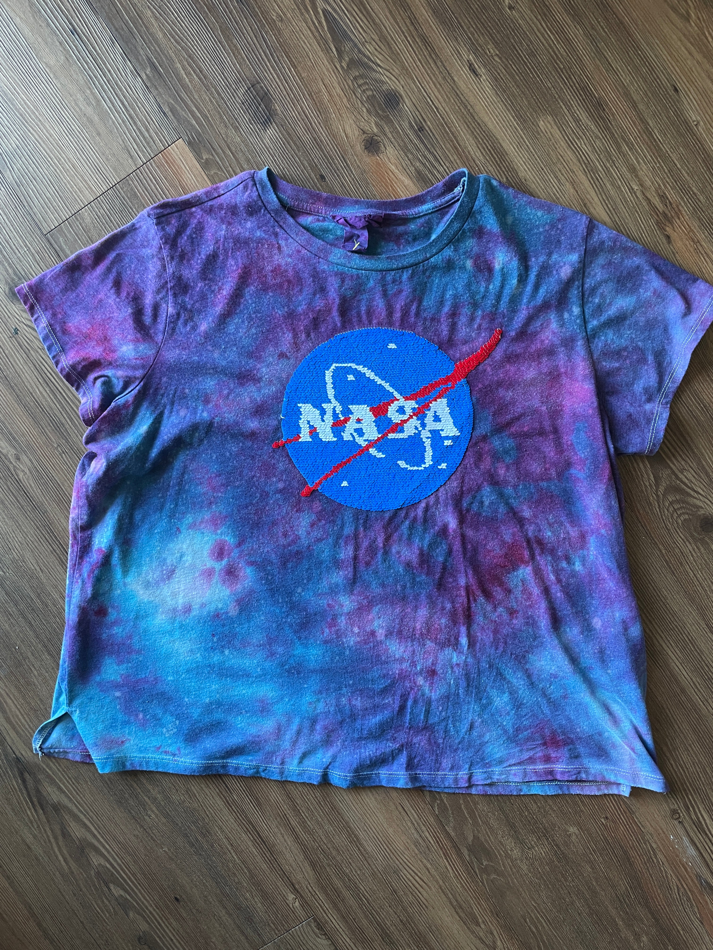 XL Women’s NASA Reversible Sequin Handmade Tie Dye T-Shirt | Purple Galaxy Tie Dye Short Sleeve Crop Top