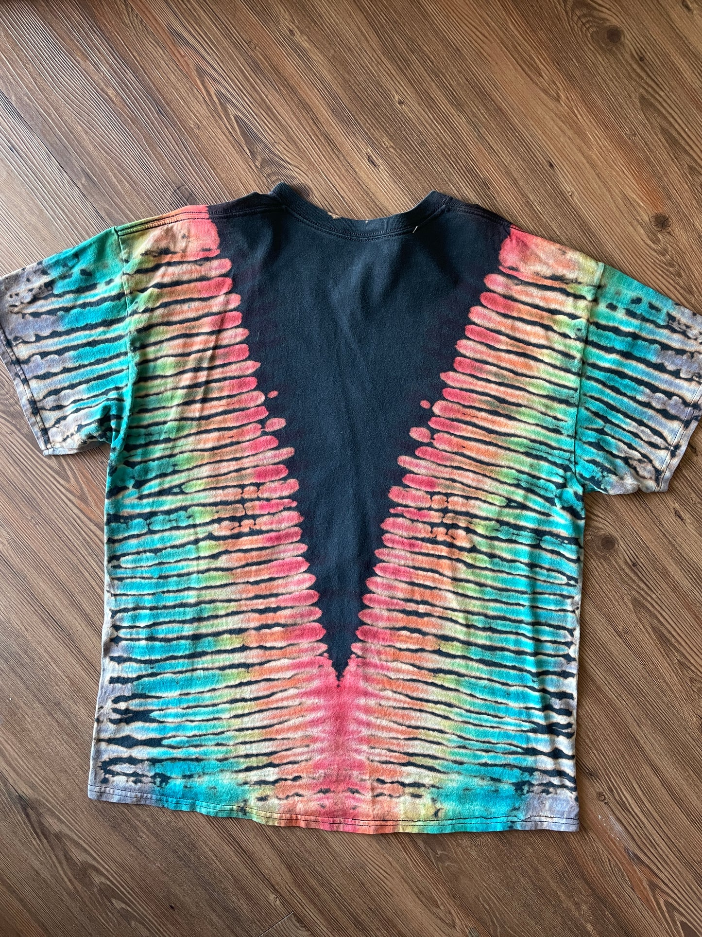 XL Men’s I Heart Chicacgo Handmade Tie Dye T-Shirt | Rainbow Pleated Bleach Dye Tie Dye Short Sleeve