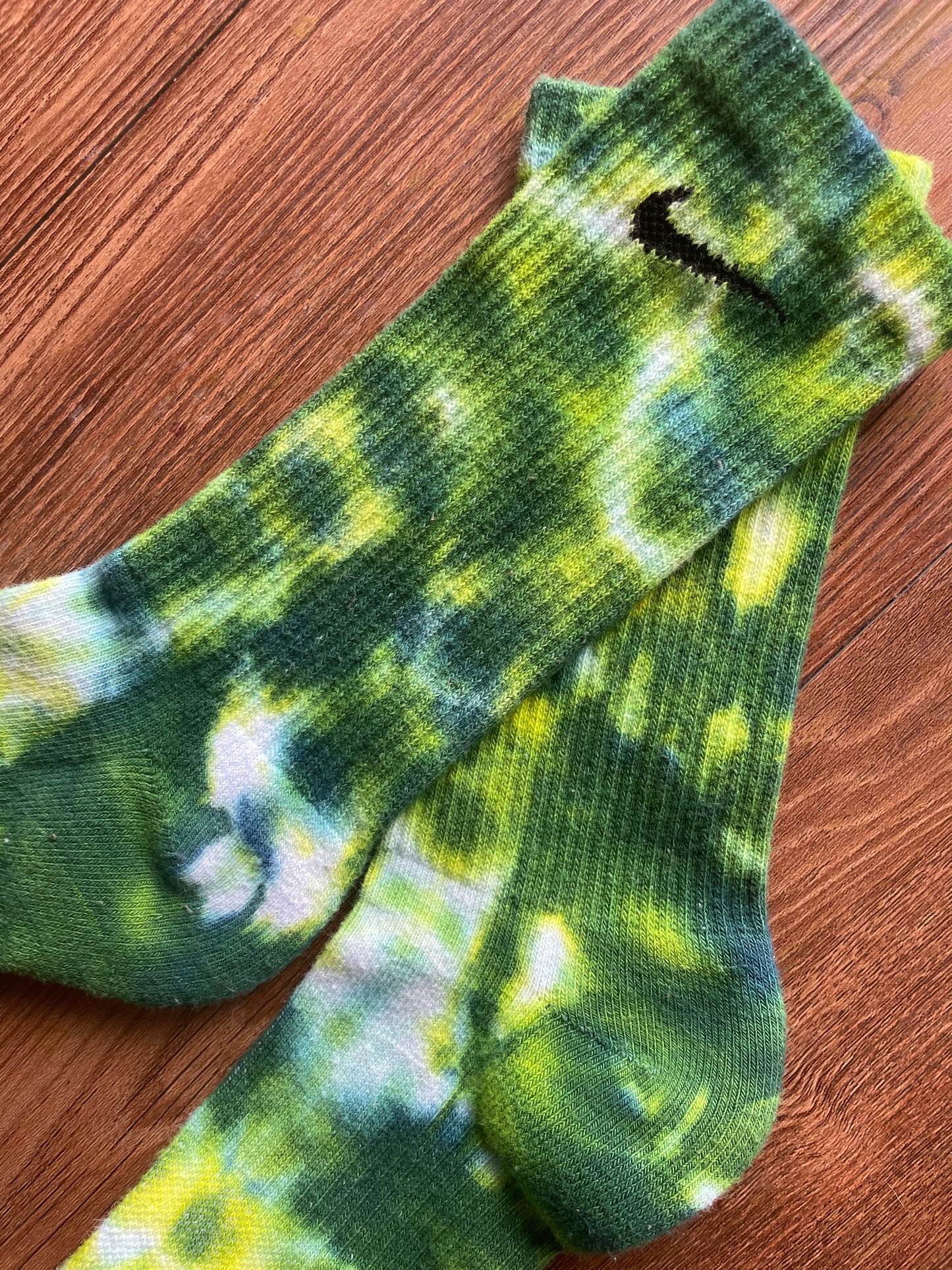 Bright Green, Blue, and White Tie Dye Nike Dri-FIT Training Socks - Size Medium (Men's 6-8/Women's 7-10)