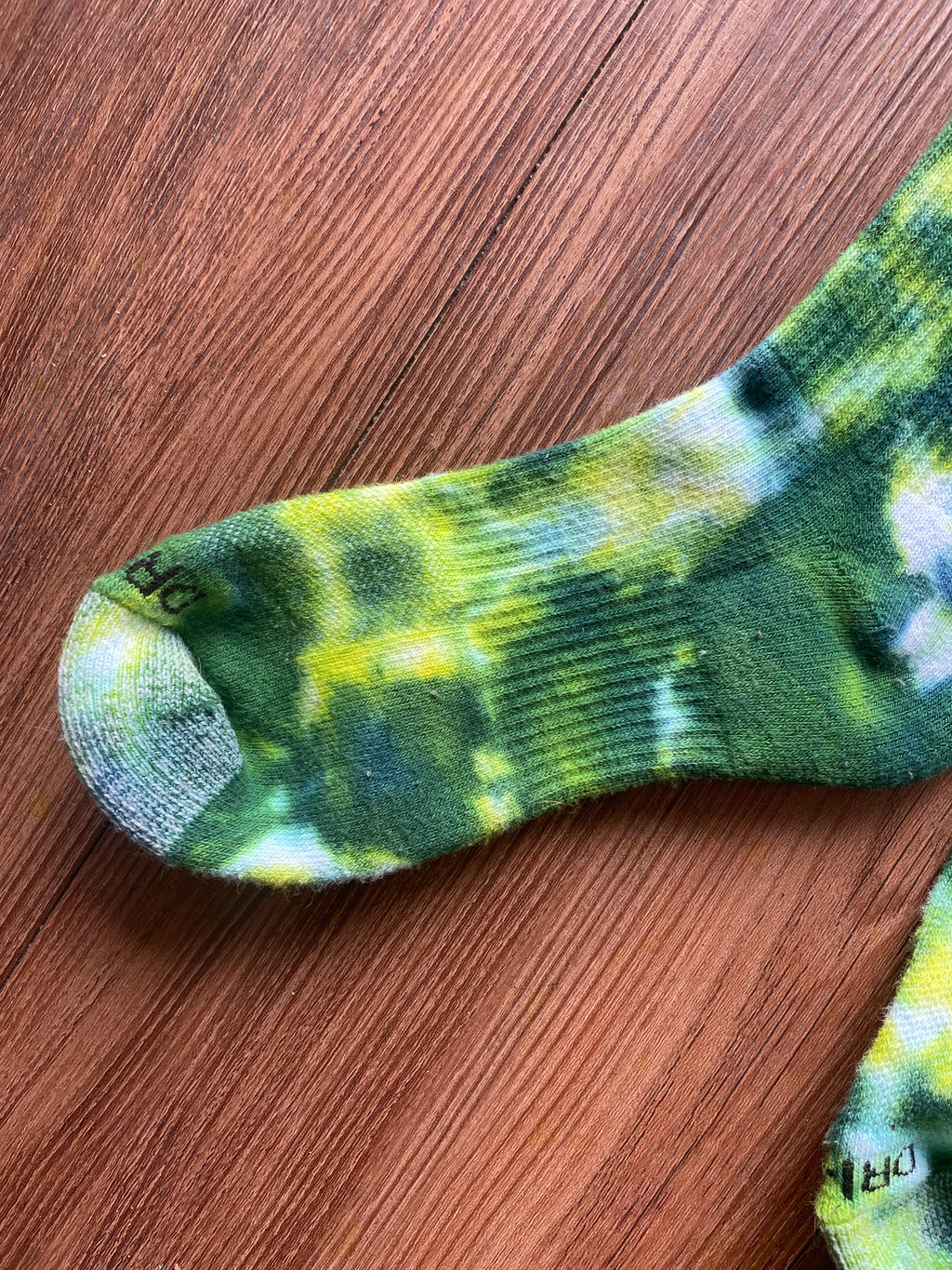 Bright Green, Blue, and White Tie Dye Nike Dri-FIT Training Socks - Size Medium (Men's 6-8/Women's 7-10)