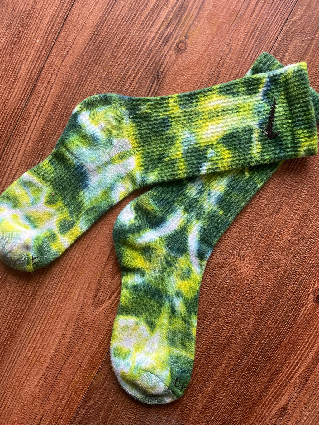 Bright Green, Blue, and White Tie Dye Nike Dri-FIT Training Socks - Size Medium (Men's 6-8/Women's 7-10)