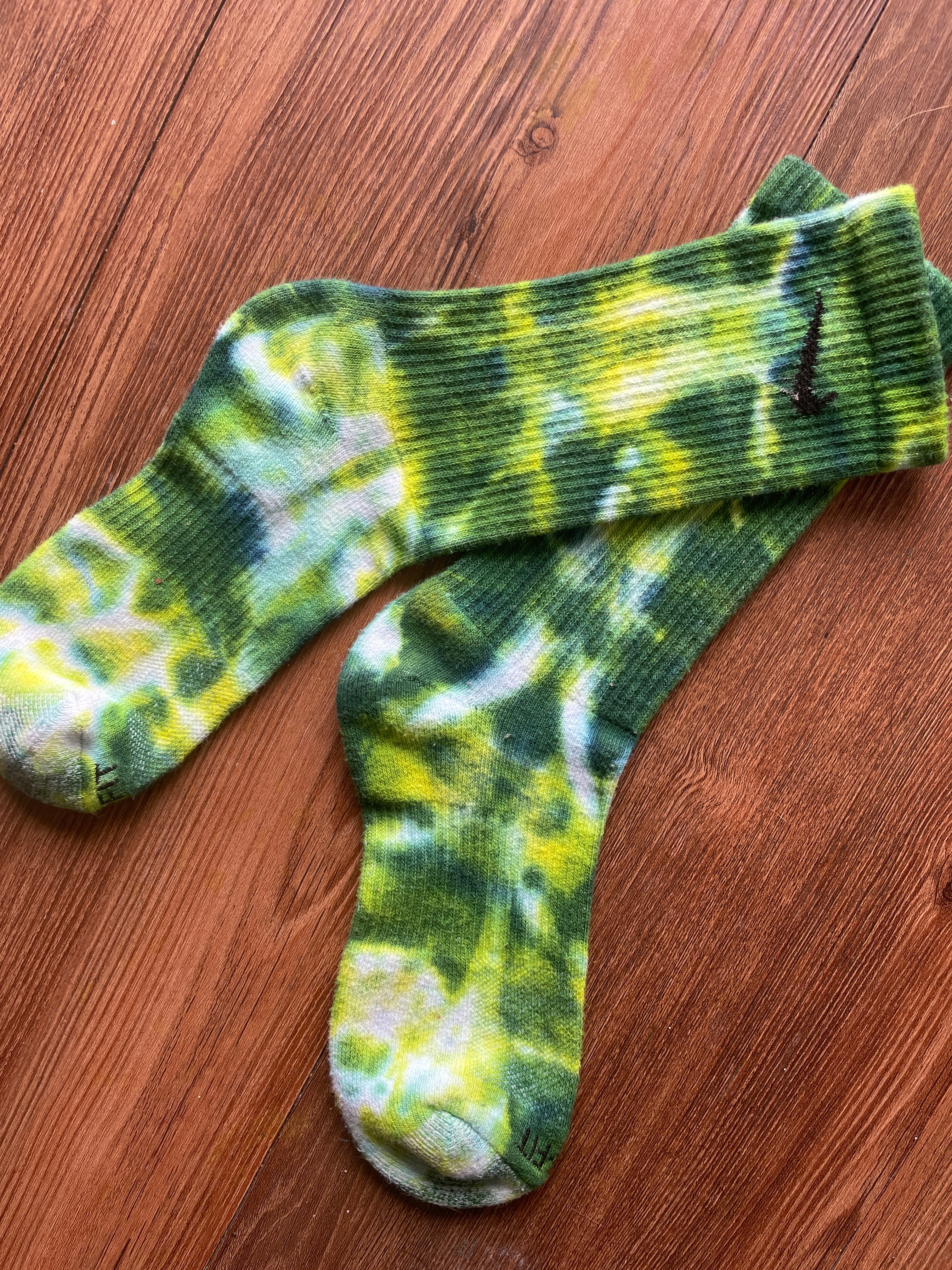 Bright Green, Blue, and White Tie Dye Nike Dri-FIT Training Socks - Size Medium (Men's 6-8/Women's 7-10)