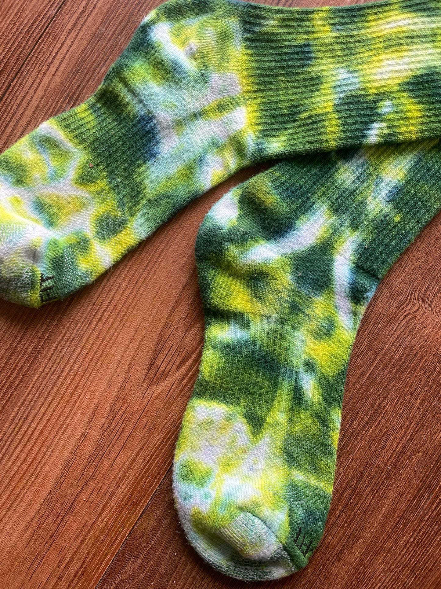 Bright Green, Blue, and White Tie Dye Nike Dri-FIT Training Socks - Size Medium (Men's 6-8/Women's 7-10)