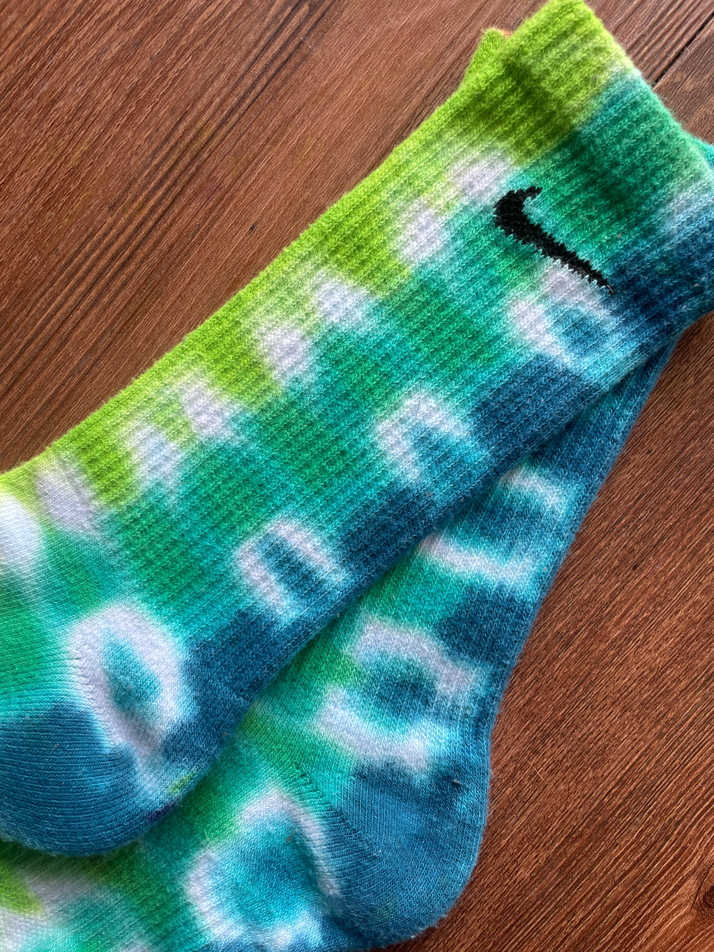 Blue, Green, and Teal Tie Dye Nike Dri-FIT Training Socks - Size Medium (Men's 6-8/Women's 7-10)