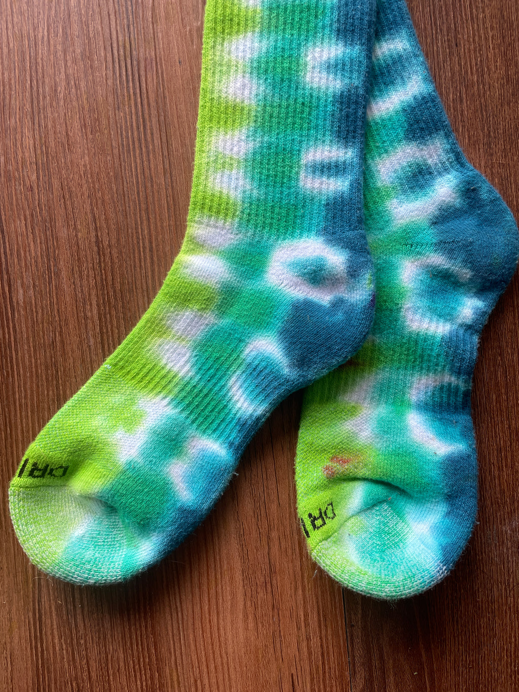 Blue, Green, and Teal Tie Dye Nike Dri-FIT Training Socks - Size Medium (Men's 6-8/Women's 7-10)