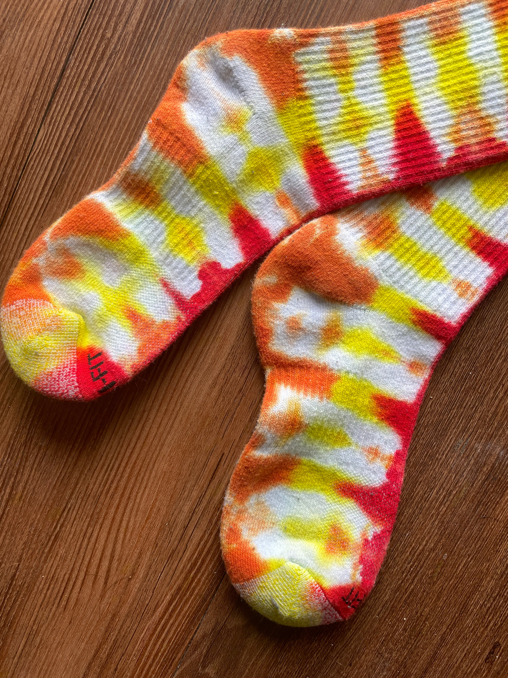 Red, Orange, and Yellow Tie Dye Nike Dri-FIT Training Socks - Size Medium (Men's 6-8/Women's 7-10)