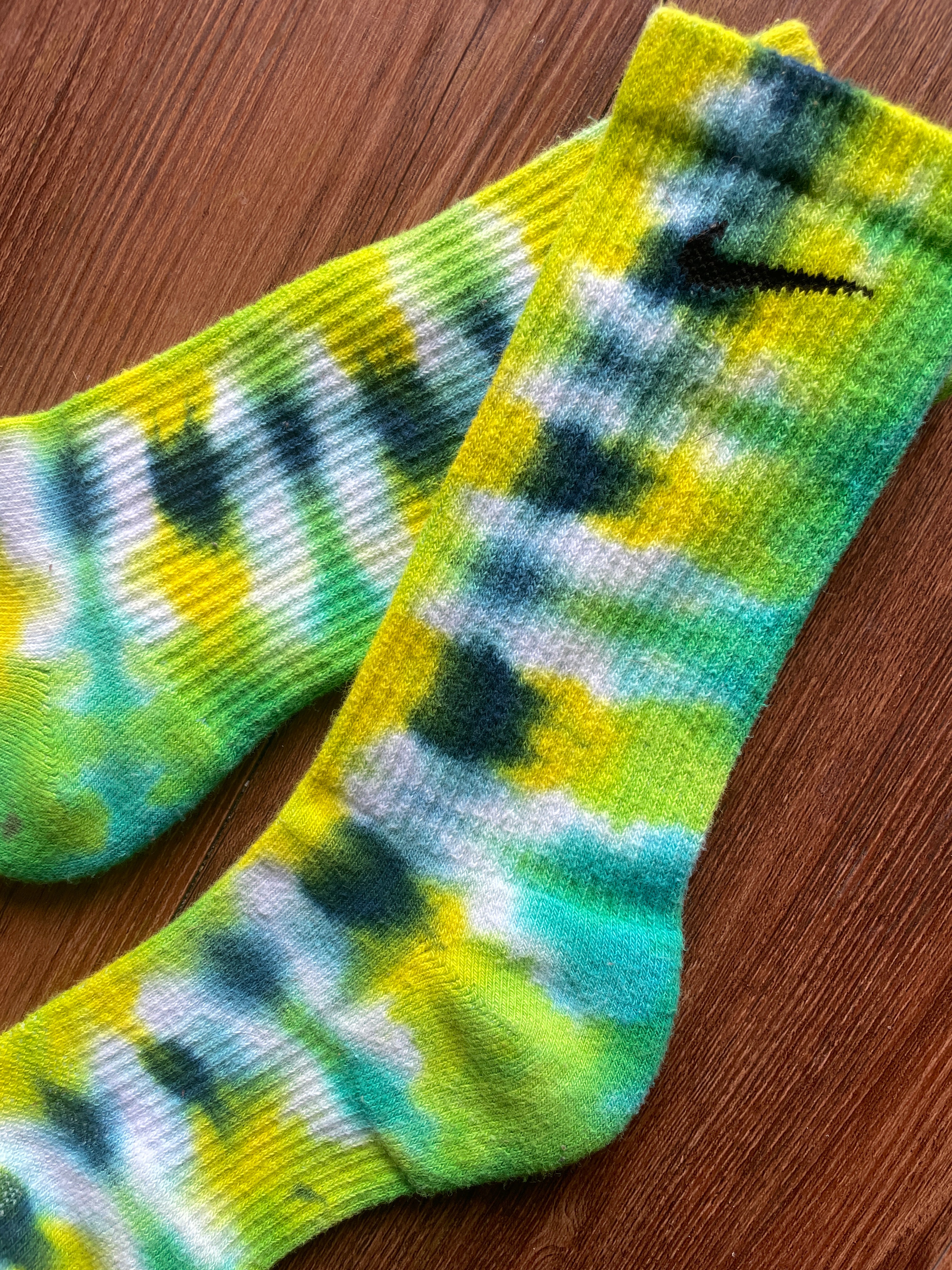 Bright Green, Yellow, and Blue Tie Dye Nike Dri-FIT Training Socks - Size Medium (Men's 6-8/Women's 7-10)