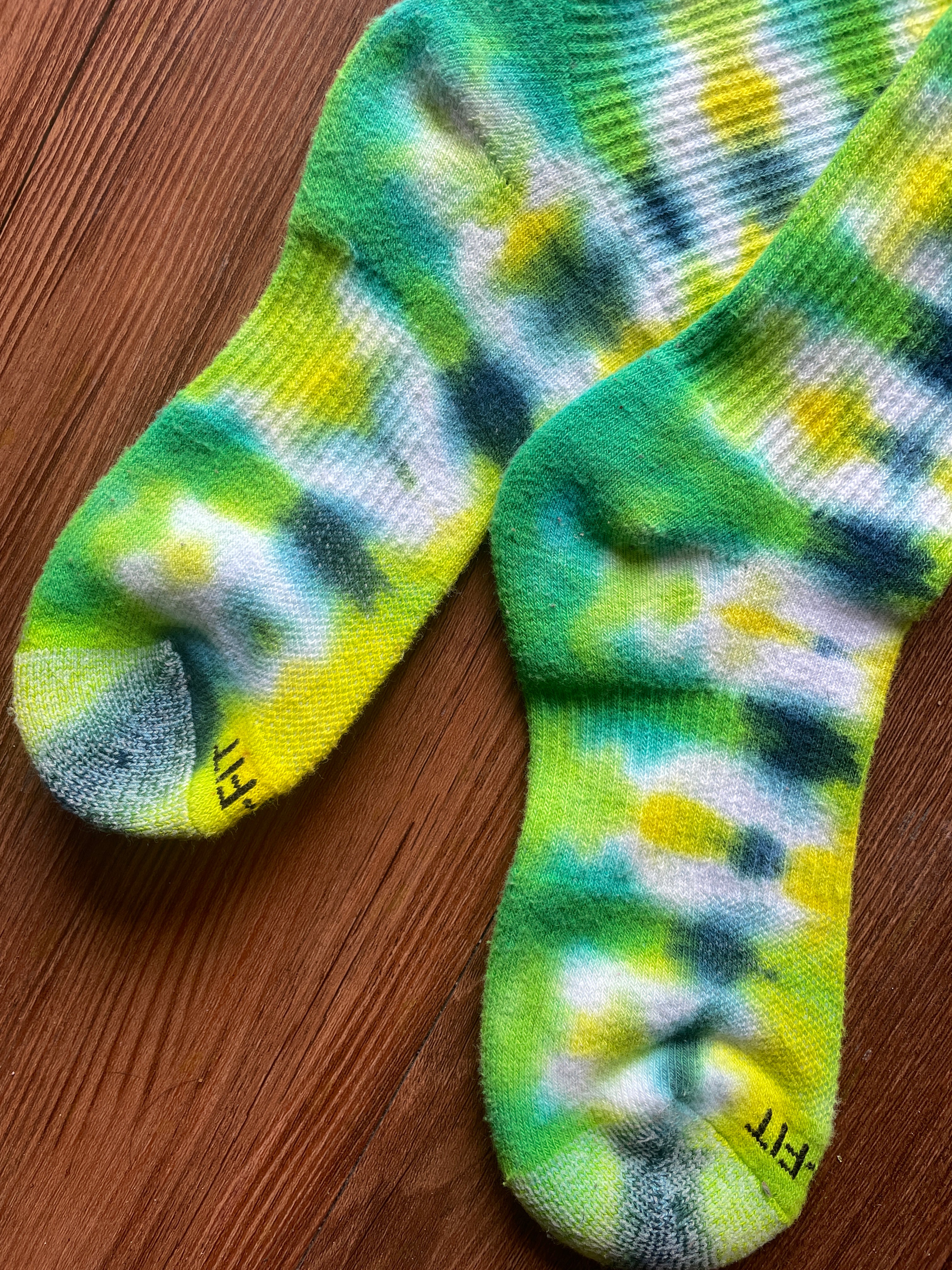 Bright Green, Yellow, and Blue Tie Dye Nike Dri-FIT Training Socks - Size Medium (Men's 6-8/Women's 7-10)