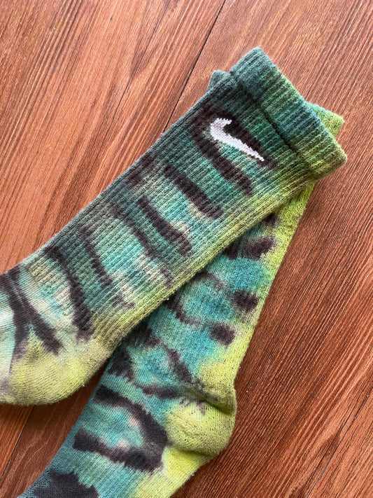 Bright Green, Blue, and Black Reverse Tie Dye Nike Dri-FIT Training Socks - Size Medium (Men's 6-8/Women's 7-10)