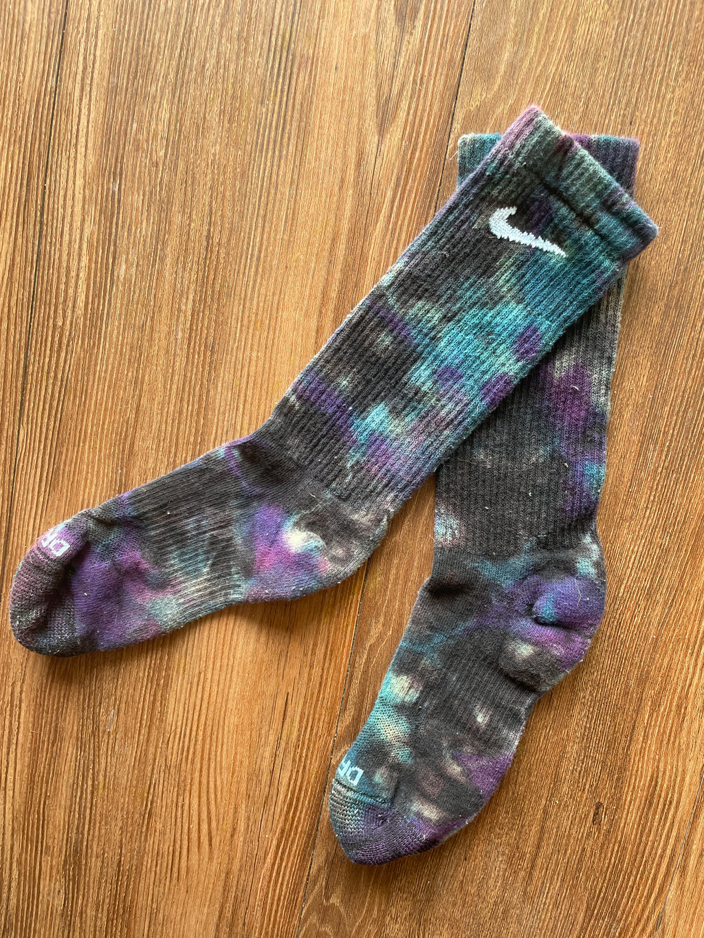 Purple, Blue, and Black Reverse Tie Dye Nike Dri-FIT Training Socks - Size Medium (Men's 6-8/Women's 7-10)