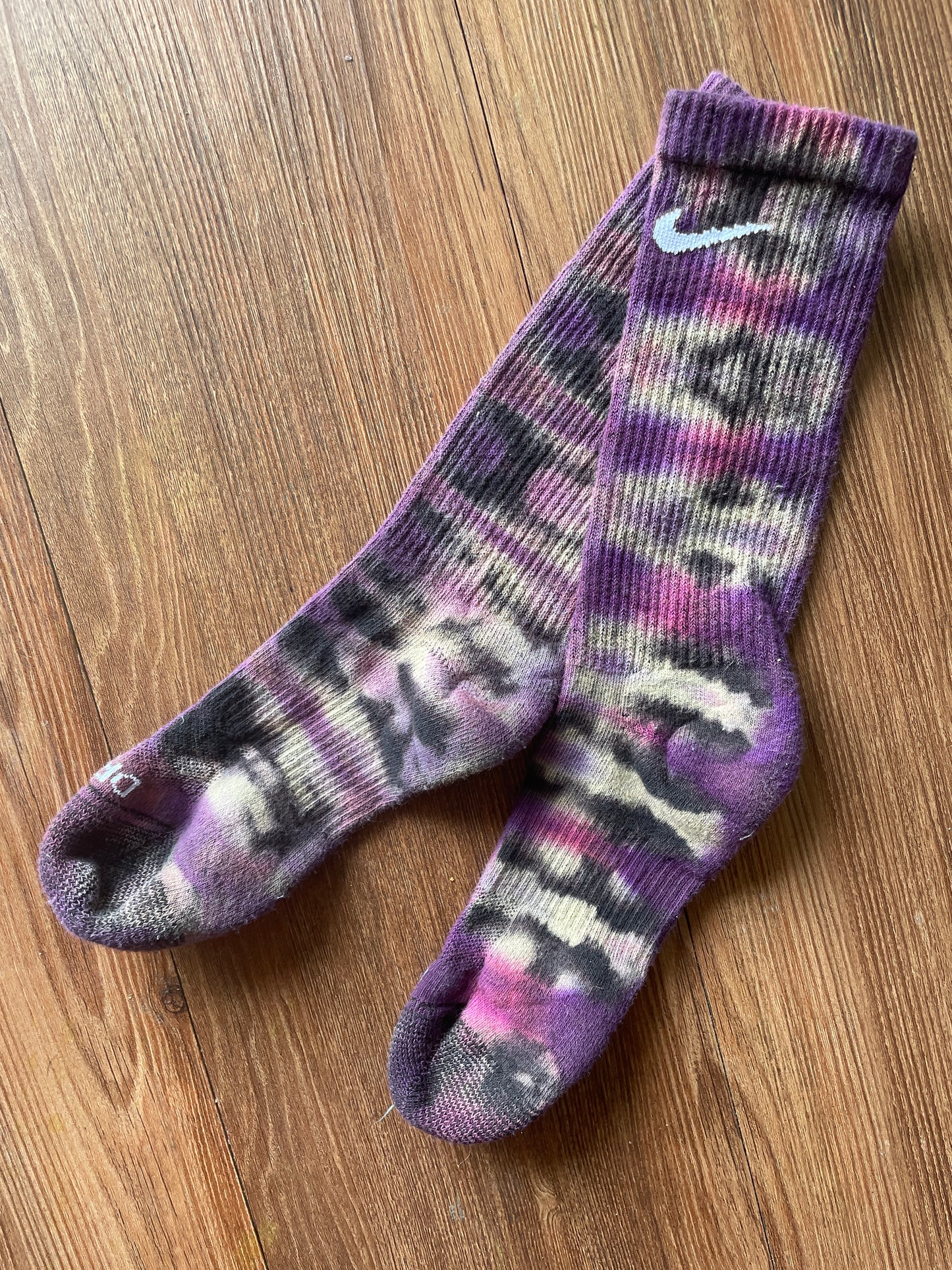 Pink, Purple, and Black Reverse Tie Dye Nike Dri-FIT Training Socks - Size Medium (Men's 6-8/Women's 7-10)