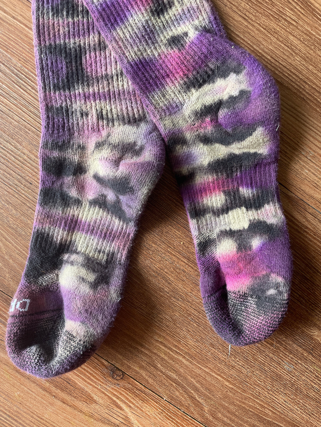 Pink, Purple, and Black Reverse Tie Dye Nike Dri-FIT Training Socks - Size Medium (Men's 6-8/Women's 7-10)