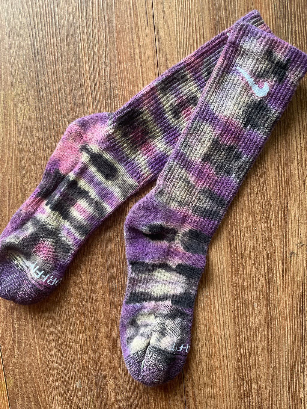 Pink, Purple, and Black Reverse Tie Dye Nike Dri-FIT Training Socks - Size Medium (Men's 6-8/Women's 7-10)