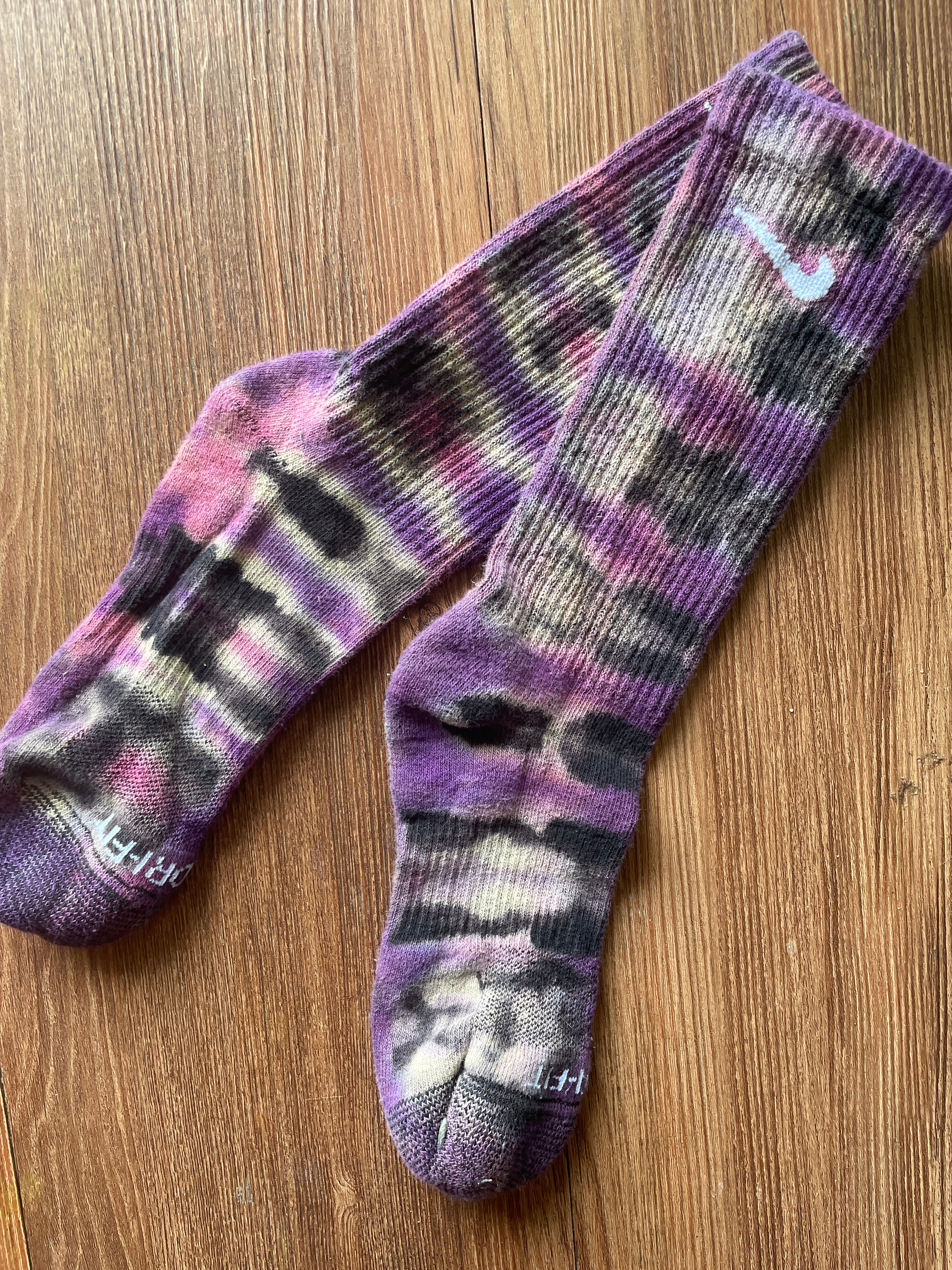 Pink, Purple, and Black Reverse Tie Dye Nike Dri-FIT Training Socks - Size Medium (Men's 6-8/Women's 7-10)