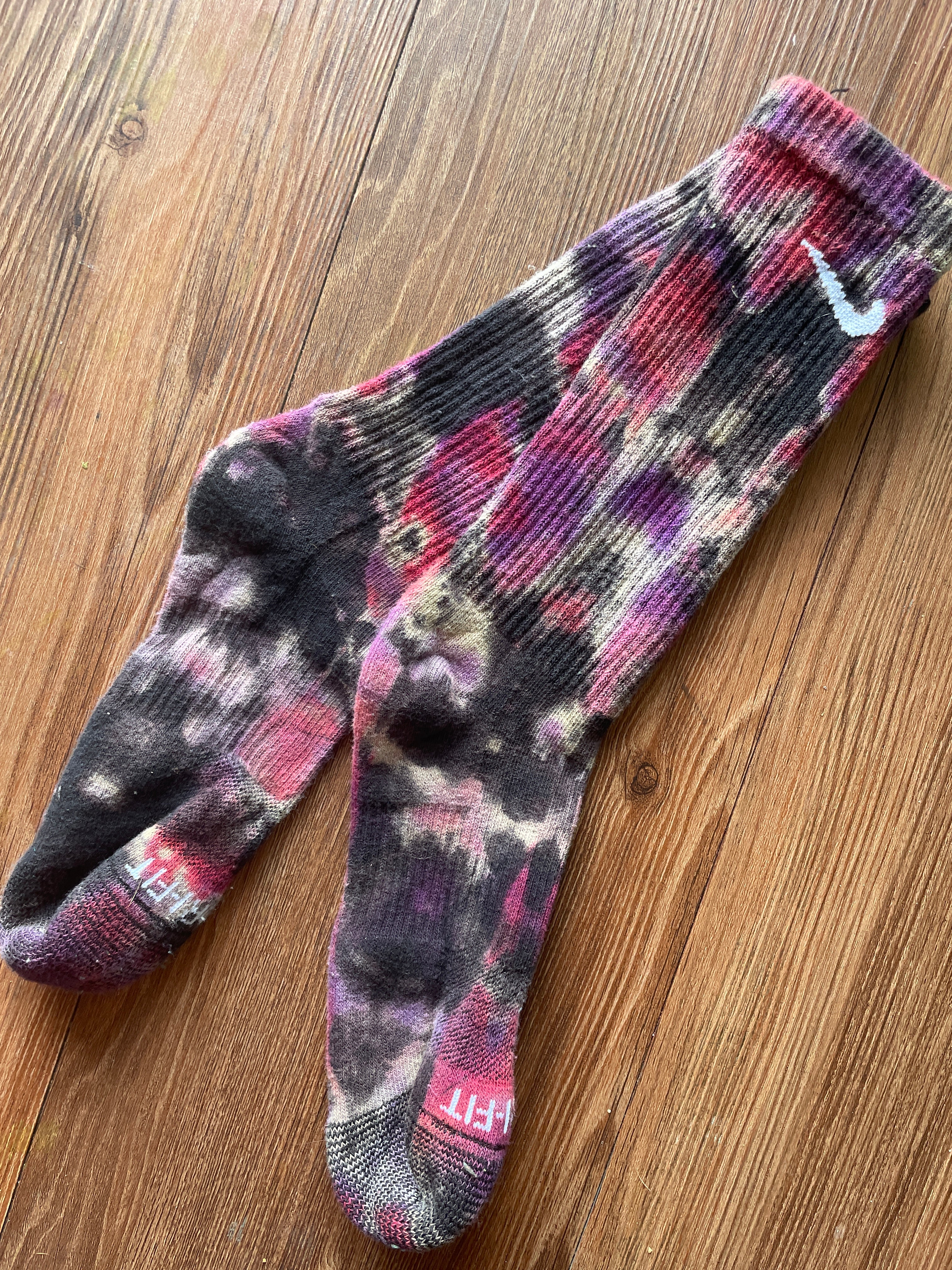 Red, Purple, and Black Reverse Tie Dye Nike Dri-FIT Training Socks - Size Medium (Men's 6-8/Women's 7-10)