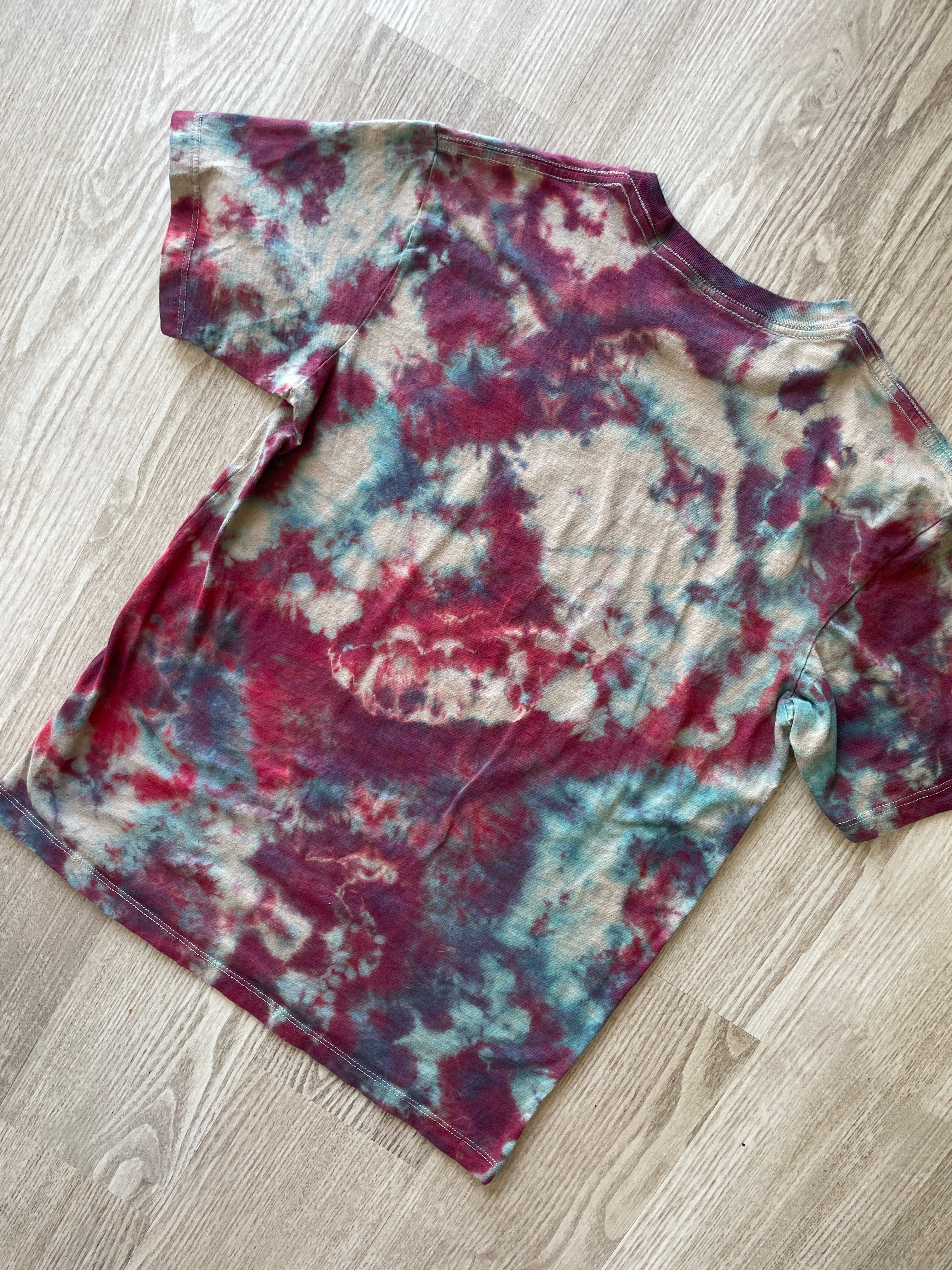 MEDIUM Men’s DJ Popeye Handmade Tie Dye T-Shirt | One-Of-a-Kind Red and Blue Short Sleeve