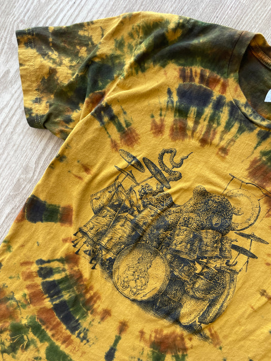 MEDIUM Men’s Yellow Octo-drummer Handmade Tie Dye T-Shirt | One-Of-a-Kind Yellow and Brown Short Sleeve