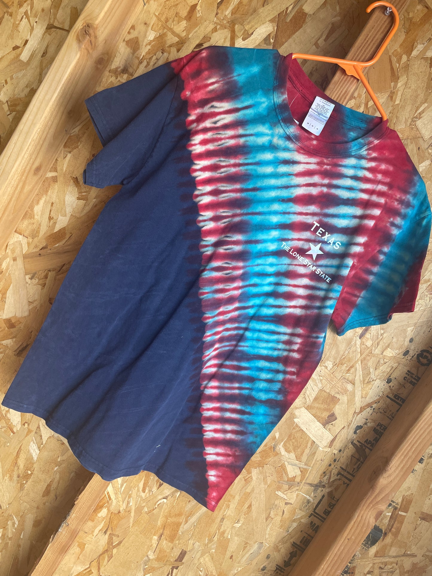 Medium Men’s Texas Davy Crockett Handmade Tie Dye T-Shirt | Red White and Blue Pleated Tie Dye Short Sleeve
