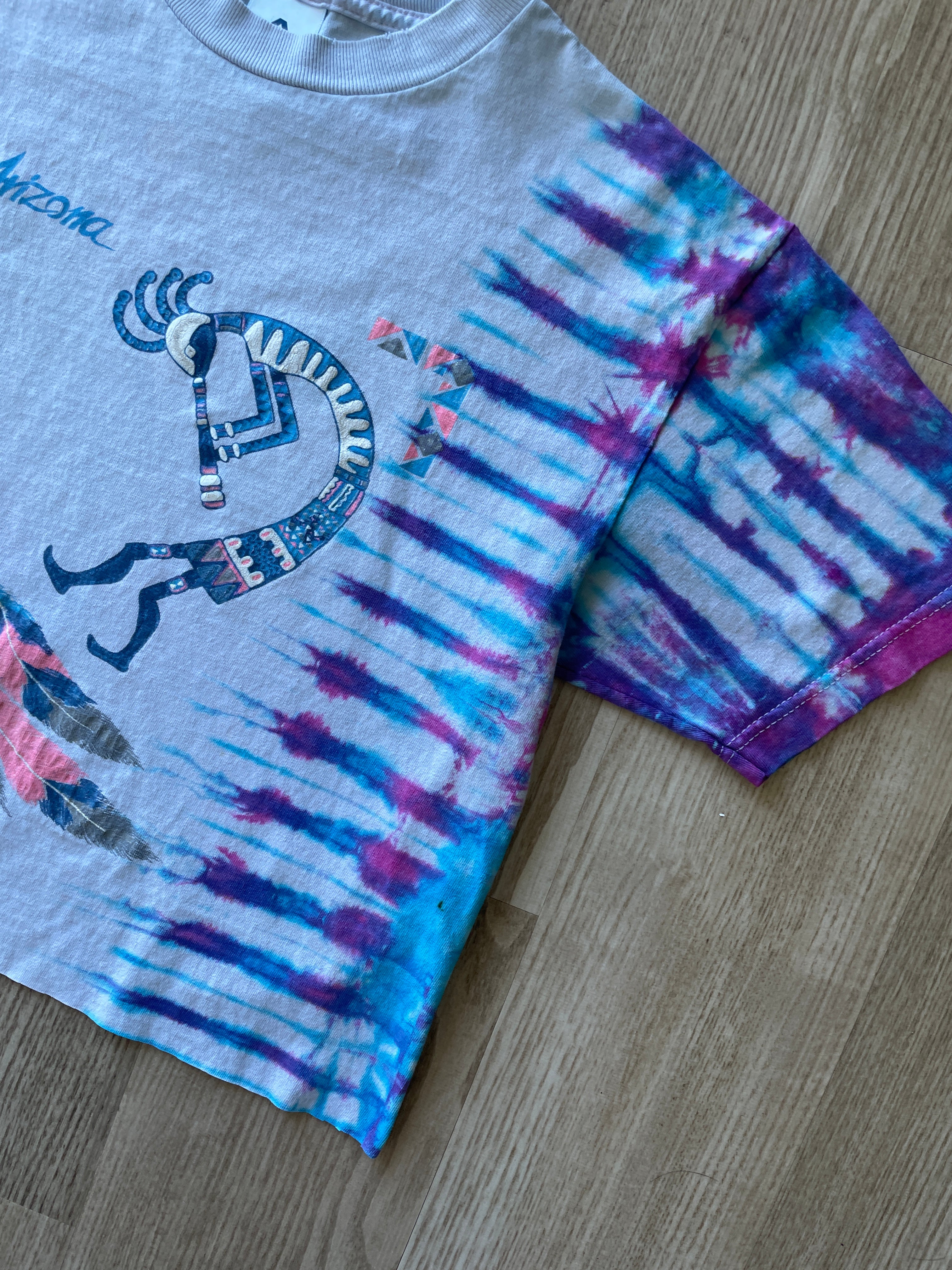 MEDIUM Men’s Vintage Arizona Kokopeli Handmade Tie Dye Cropped T-Shirt | One-Of-a-Kind Pastel Pink and Blue Sleeve Crop Top