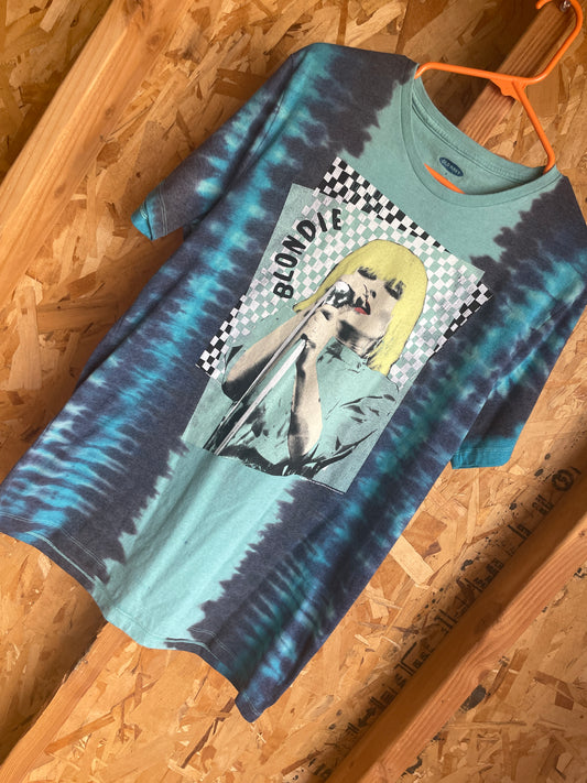 Medium/Large Men’s Blondie Handmade Tie Dye T-Shirt | Green, Blue, and Black Pleated Tie Dye Short Sleeve